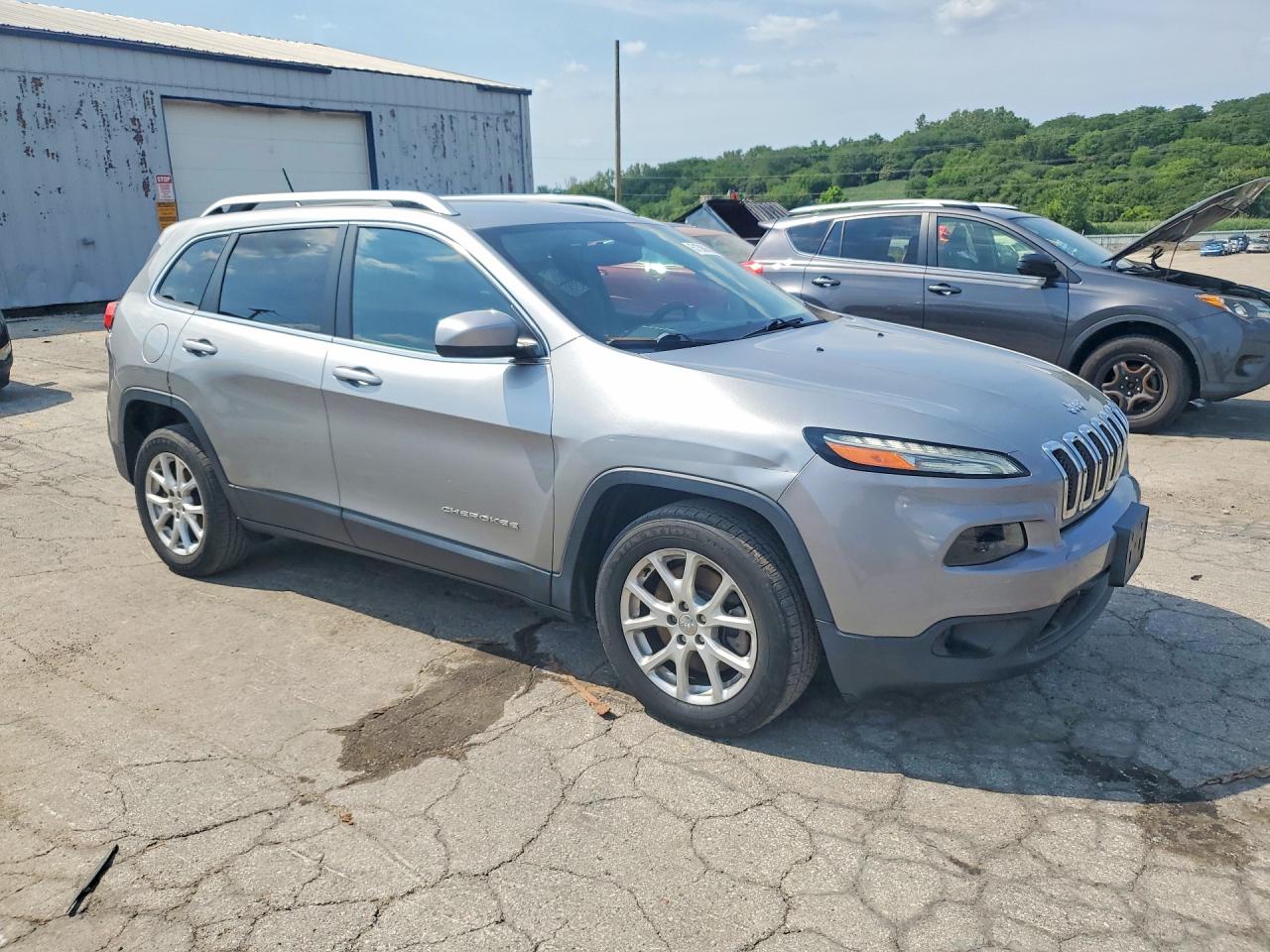 2015 Jeep Cherokee Latitude Gray vin: 1C4PJLCB1FW766657