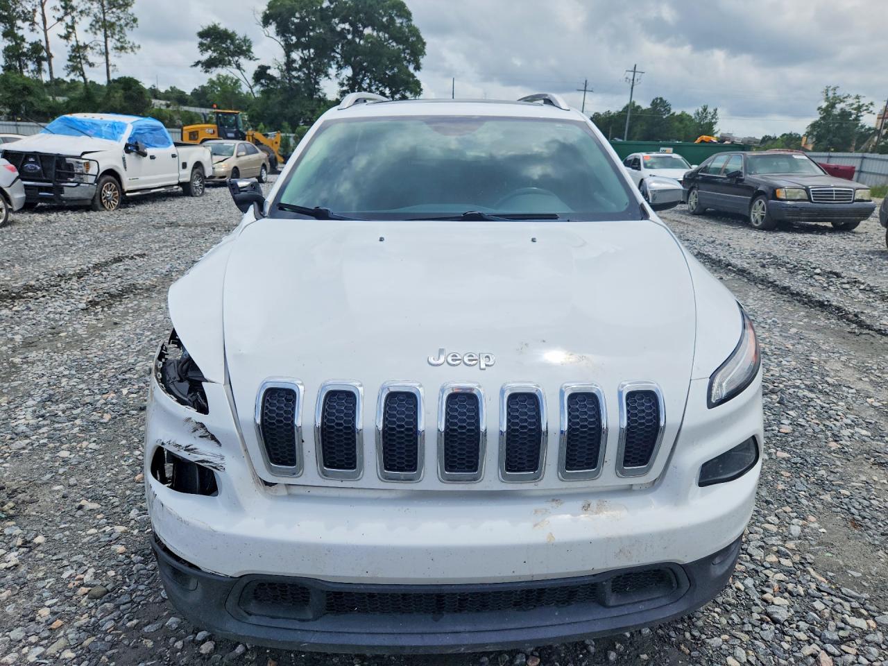 2017 Jeep Cherokee Белый vin: 1C4PJLCB1HD223355