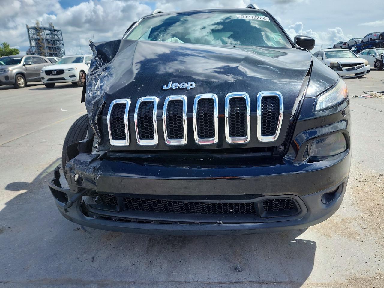 2017 Jeep Cherokee Latitude Черный vin: 1C4PJLCB1HW560466