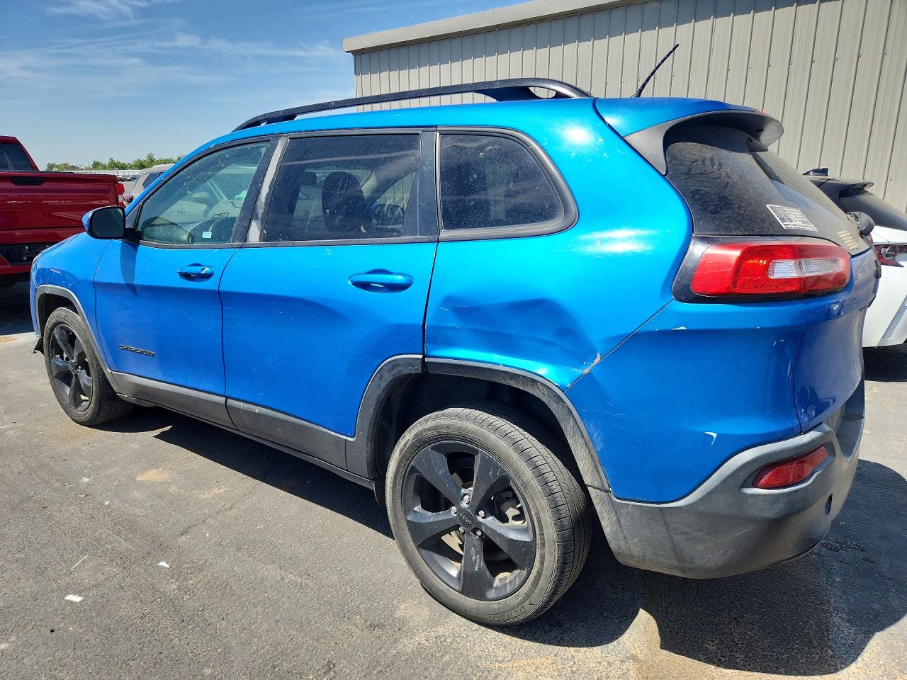 2018 Jeep Cherokee Latitude Blue vin: 1C4PJLCB1JD563742