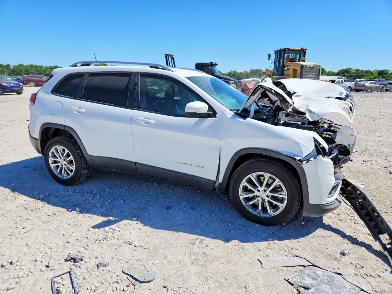 2020 Jeep Cherokee Latitude White vin: 1C4PJLCB1LD521896
