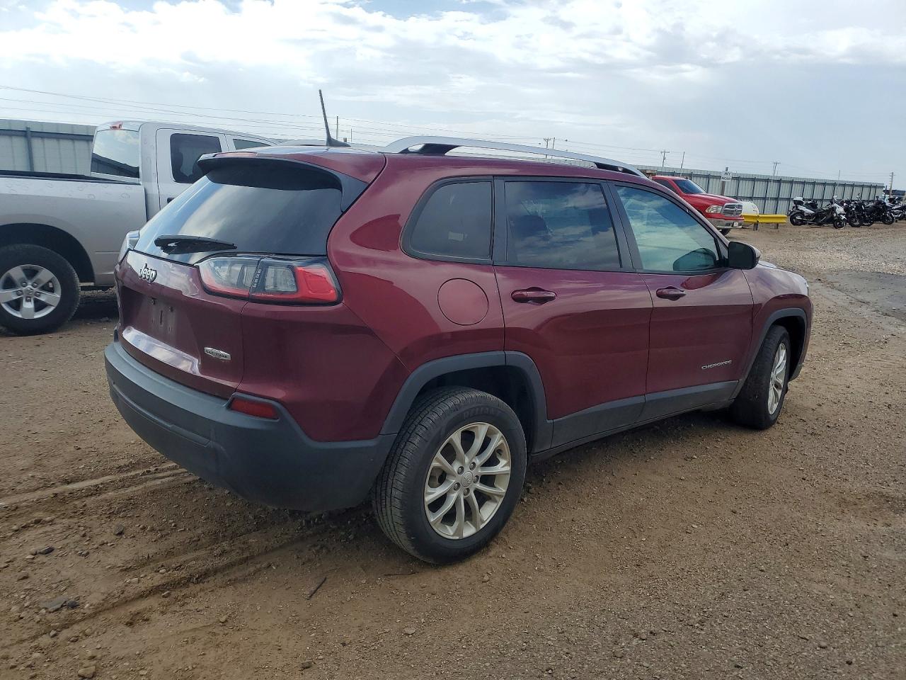 2020 Jeep Cherokee Latitude Burgundy vin: 1C4PJLCB1LD648566