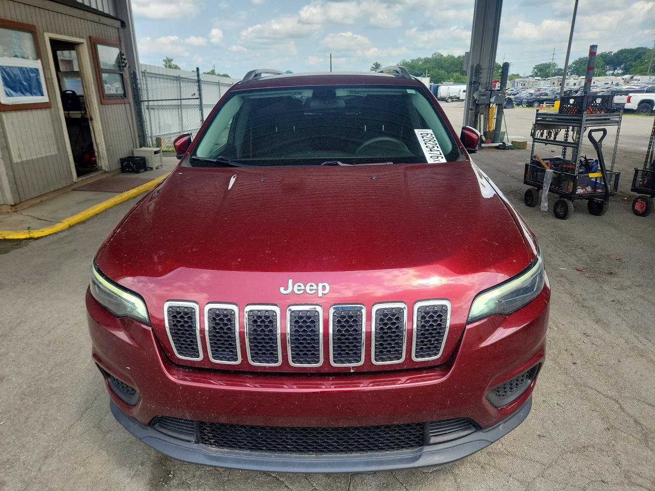 2020 Jeep Cherokee Latitude Red vin: 1C4PJLCB1LD656991