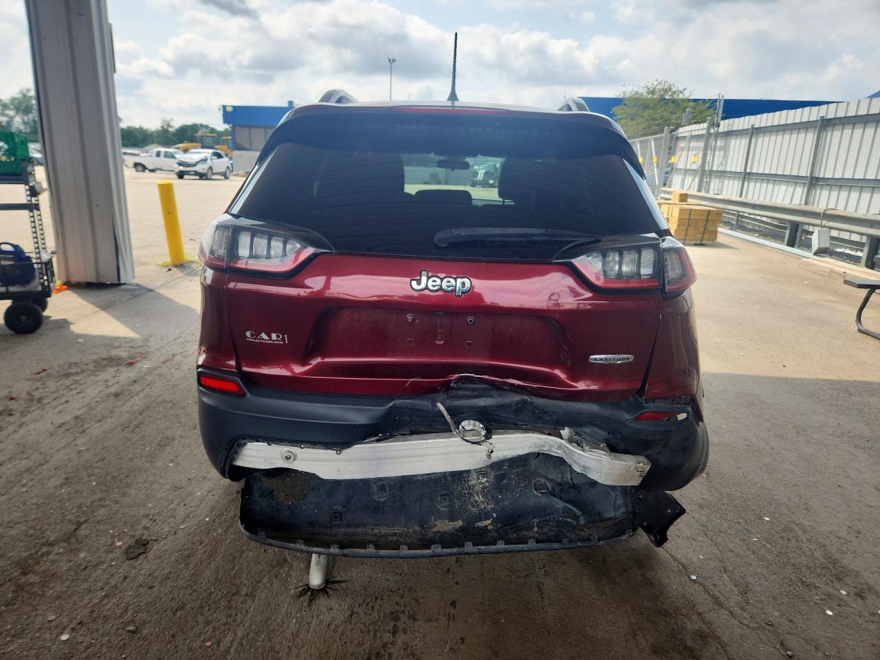 2020 Jeep Cherokee Latitude Red vin: 1C4PJLCB1LD656991