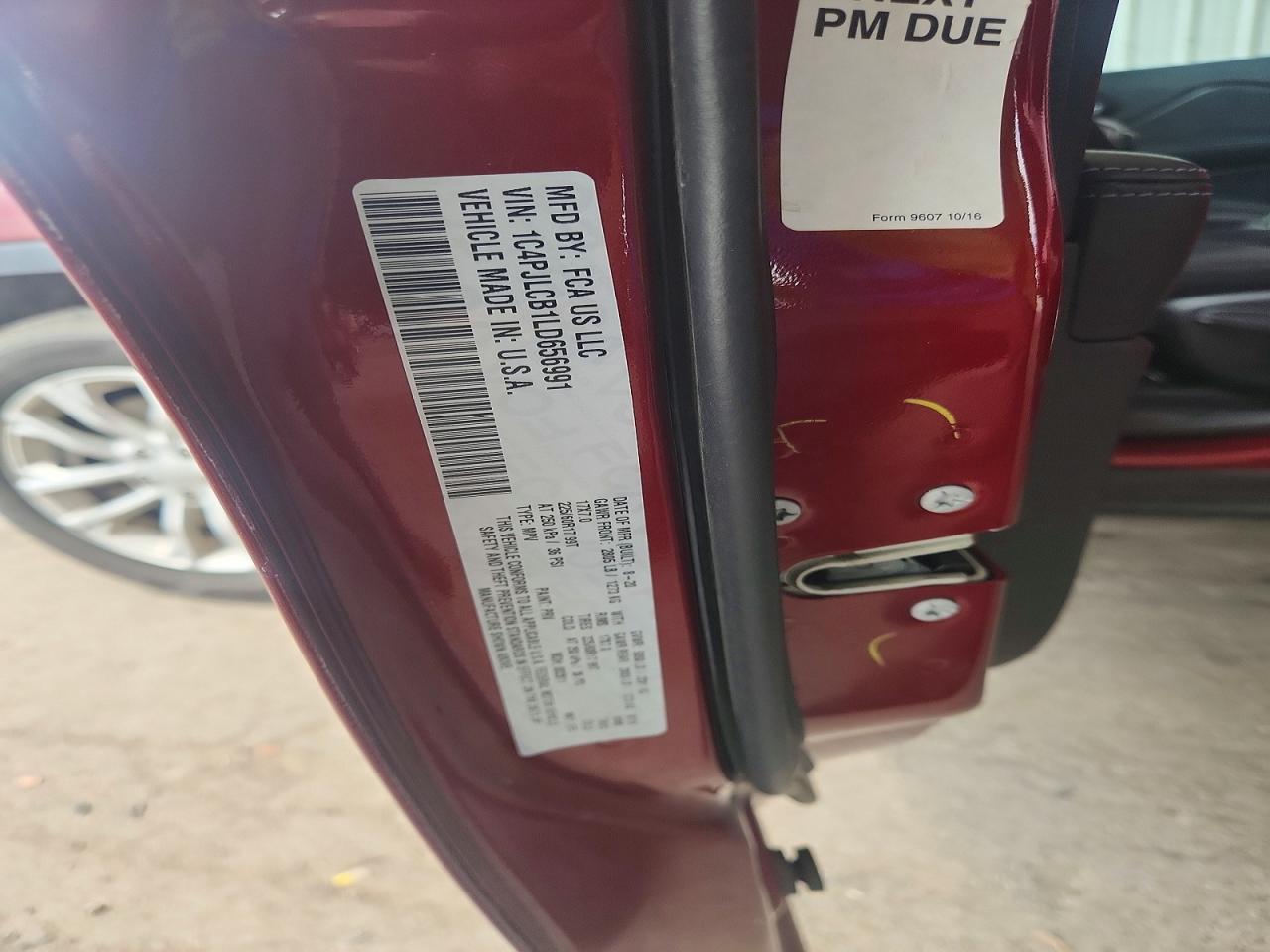 2020 Jeep Cherokee Latitude Red vin: 1C4PJLCB1LD656991