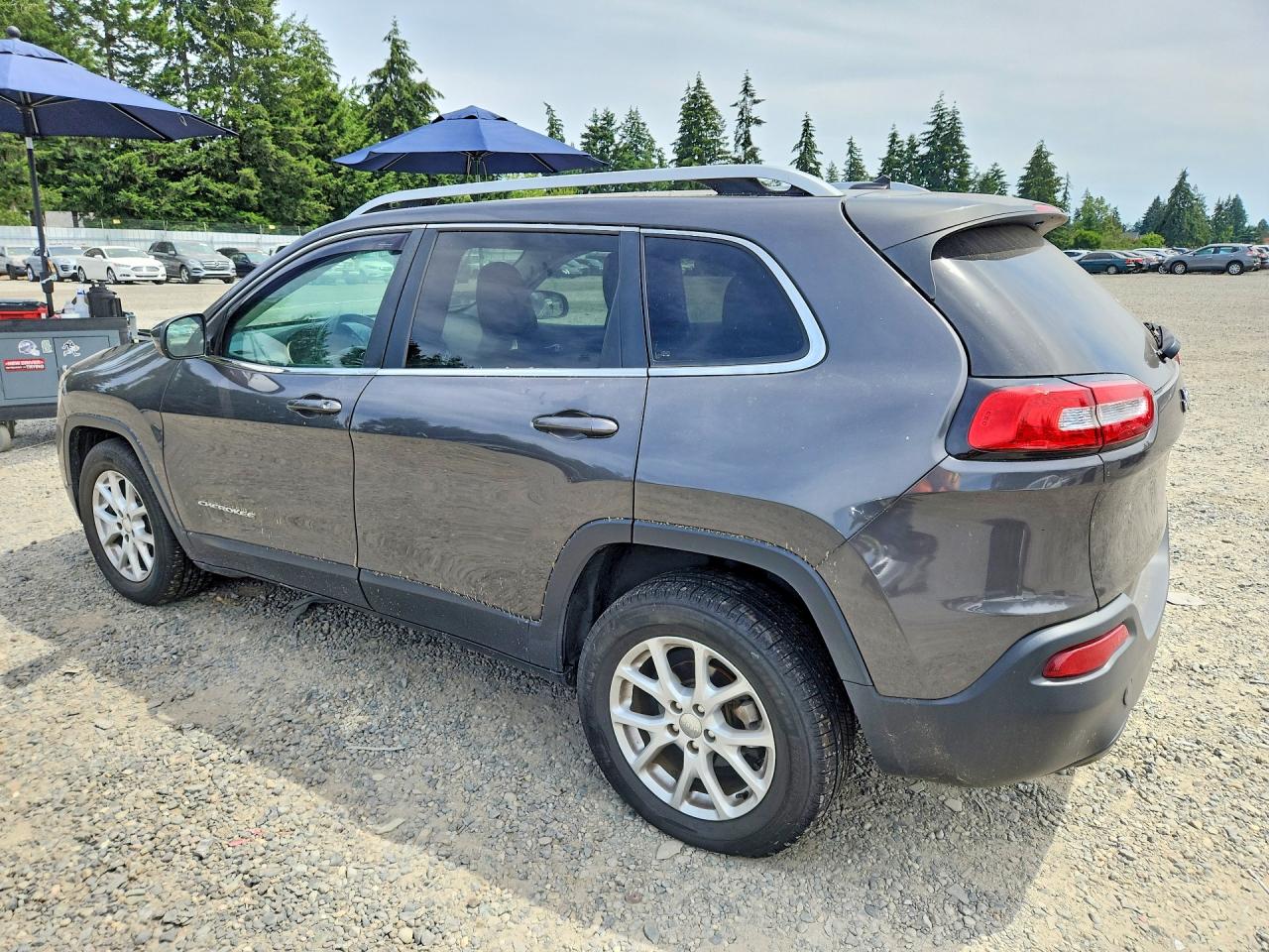 2014 Jeep Cherokee Latitude Gray vin: 1C4PJLCB2EW139402