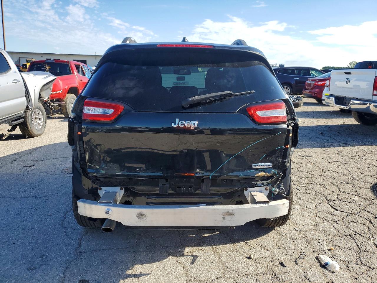 2014 Jeep Cherokee Latitude Black vin: 1C4PJLCB2EW157771