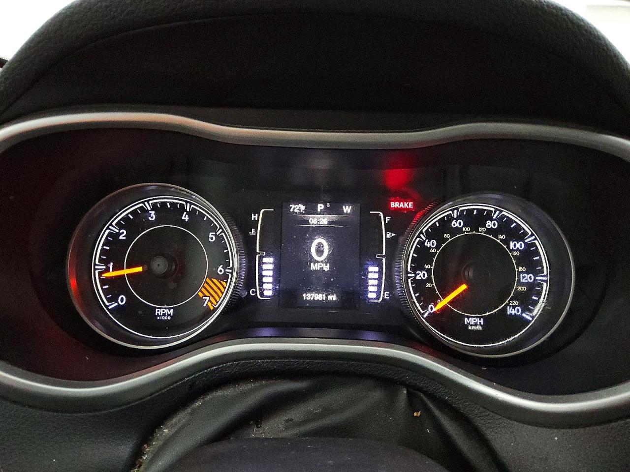 2014 Jeep Cherokee Latitude Белый vin: 1C4PJLCB2EW181455