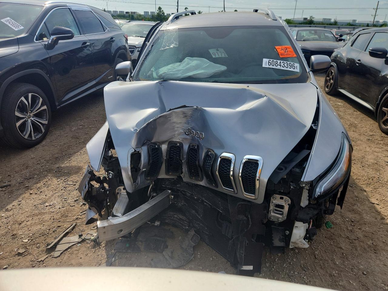2014 Jeep Cherokee Latitude Gray vin: 1C4PJLCB2EW270409