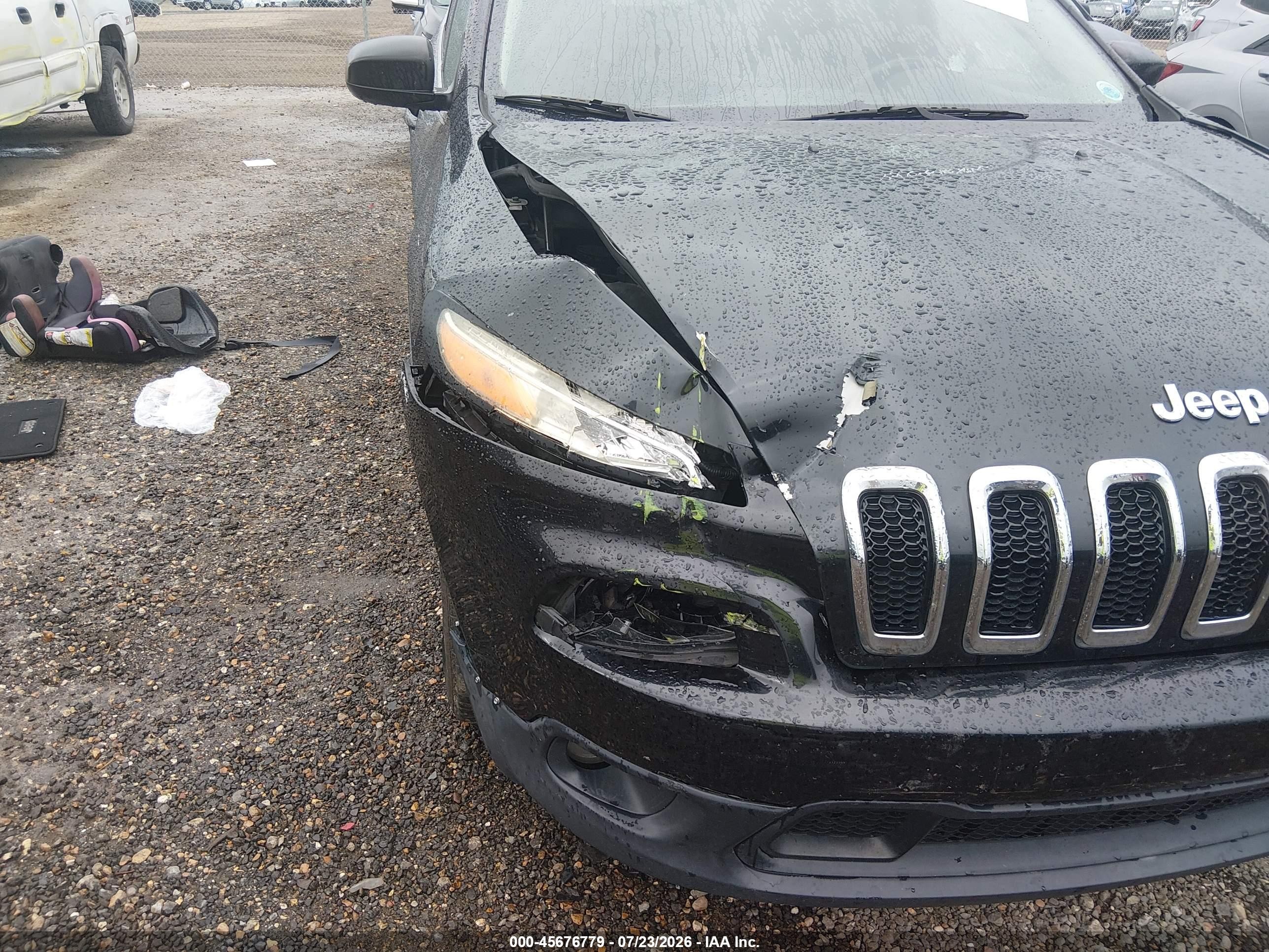 2015 Jeep Cherokee Latitude Black vin: 1C4PJLCB2FW771110