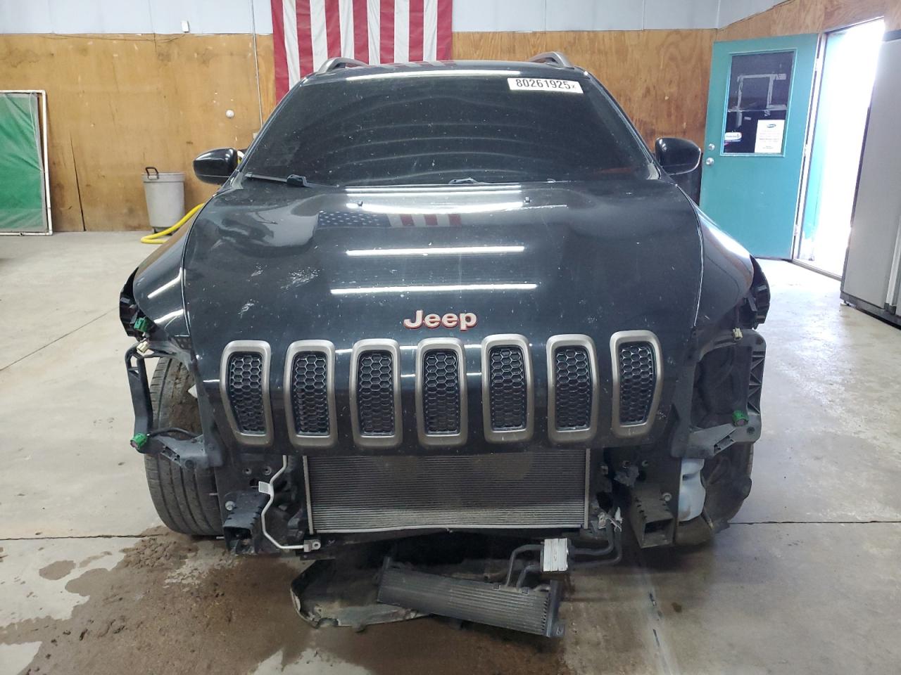 2016 Jeep Cherokee Latitude Black vin: 1C4PJLCB2GW302973