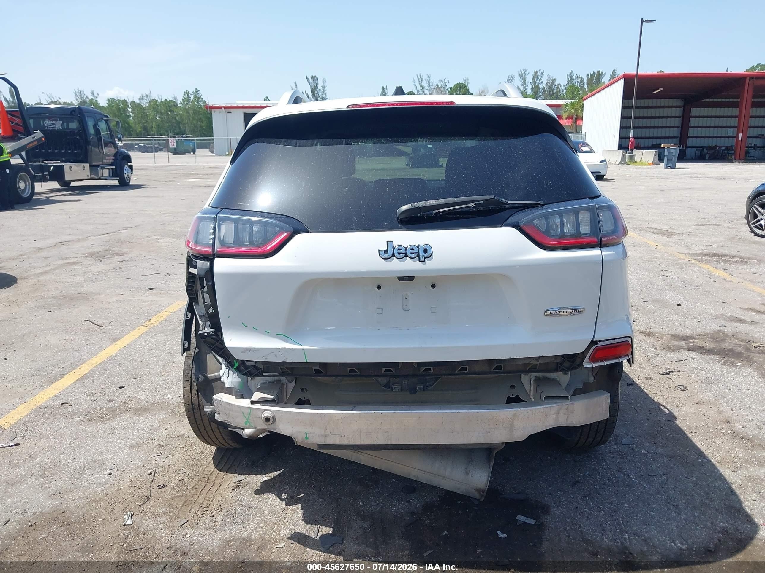 2020 Jeep Cherokee Latitude Fwd White vin: 1C4PJLCB2LD511488
