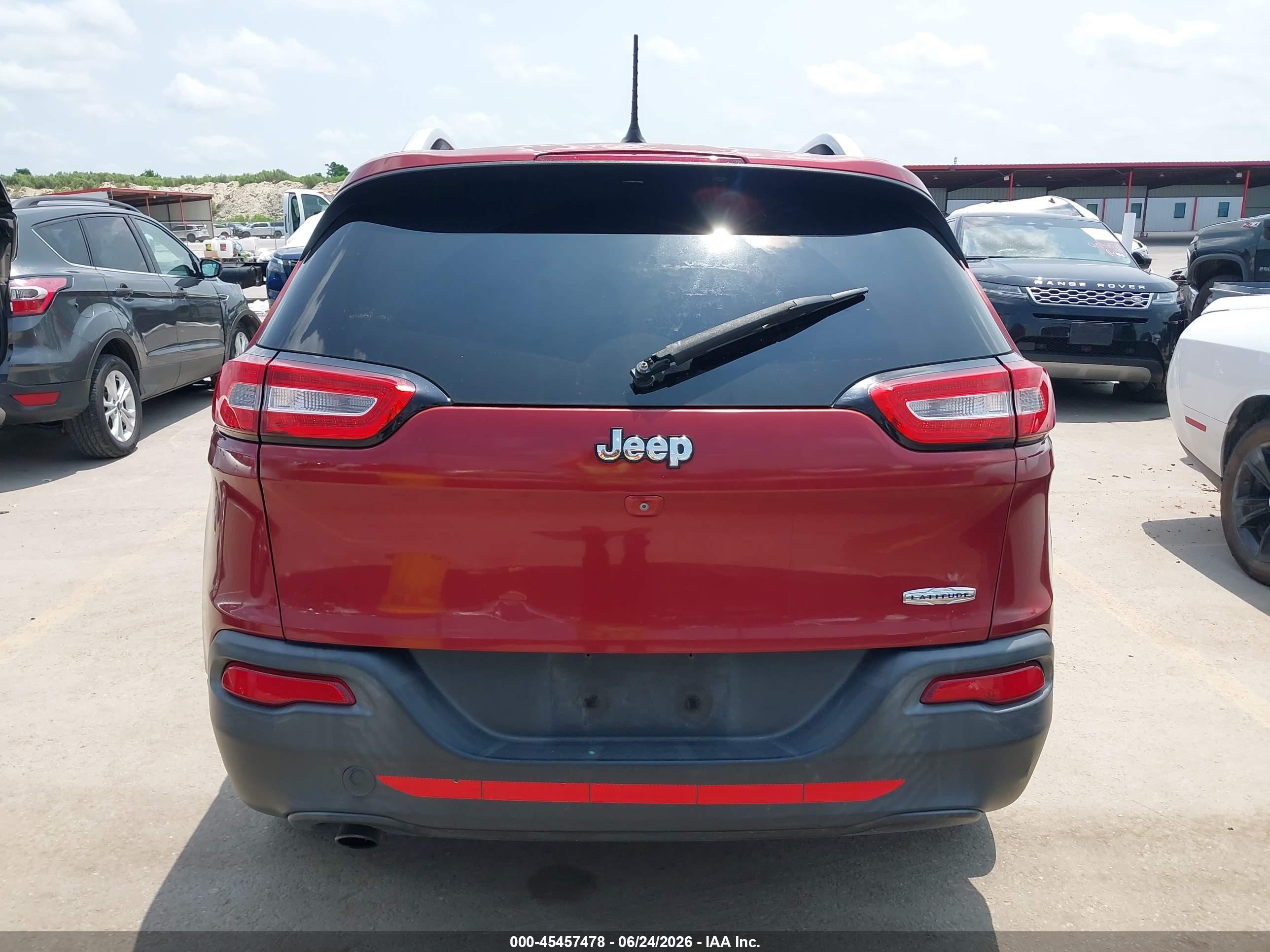 2014 Jeep Cherokee Latitude Red vin: 1C4PJLCB3EW204550