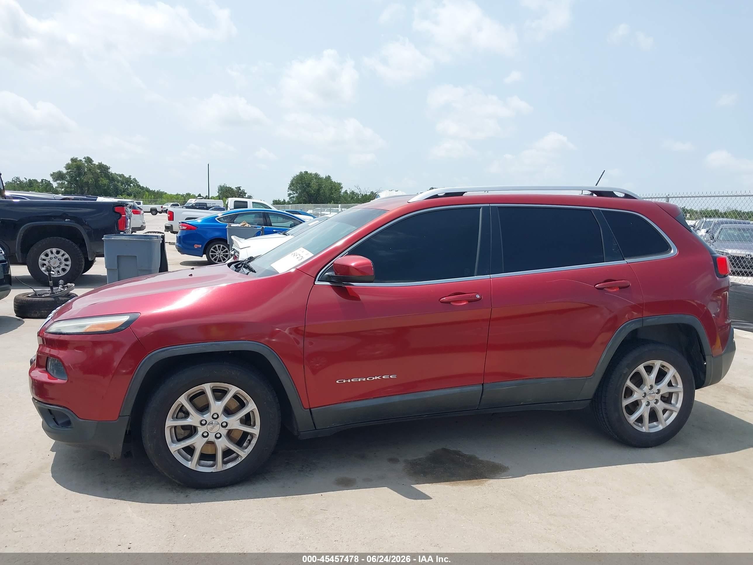 2014 Jeep Cherokee Latitude Red vin: 1C4PJLCB3EW204550