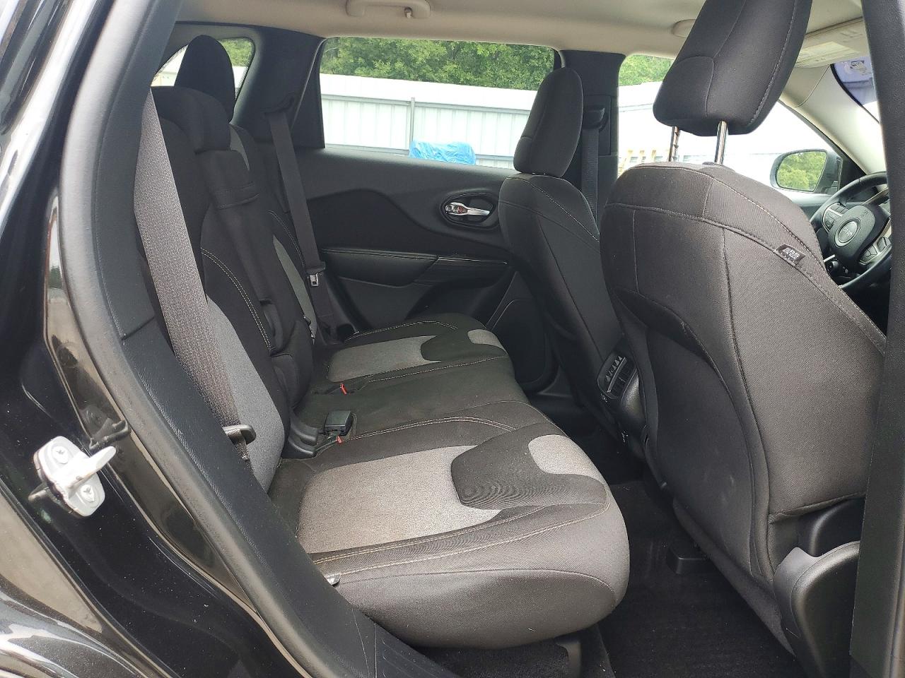 2014 Jeep Cherokee Latitude Черный vin: 1C4PJLCB3EW208503