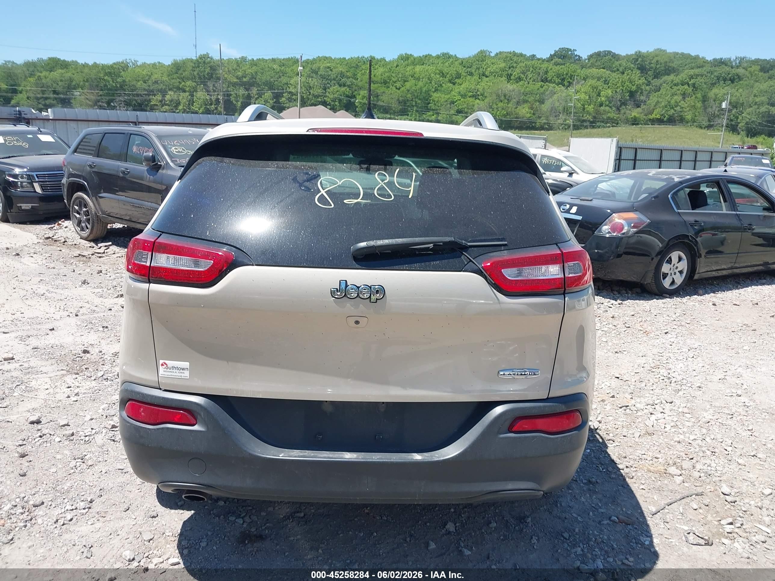 2014 Jeep Cherokee Latitude Желто-коричневый vin: 1C4PJLCB3EW288031