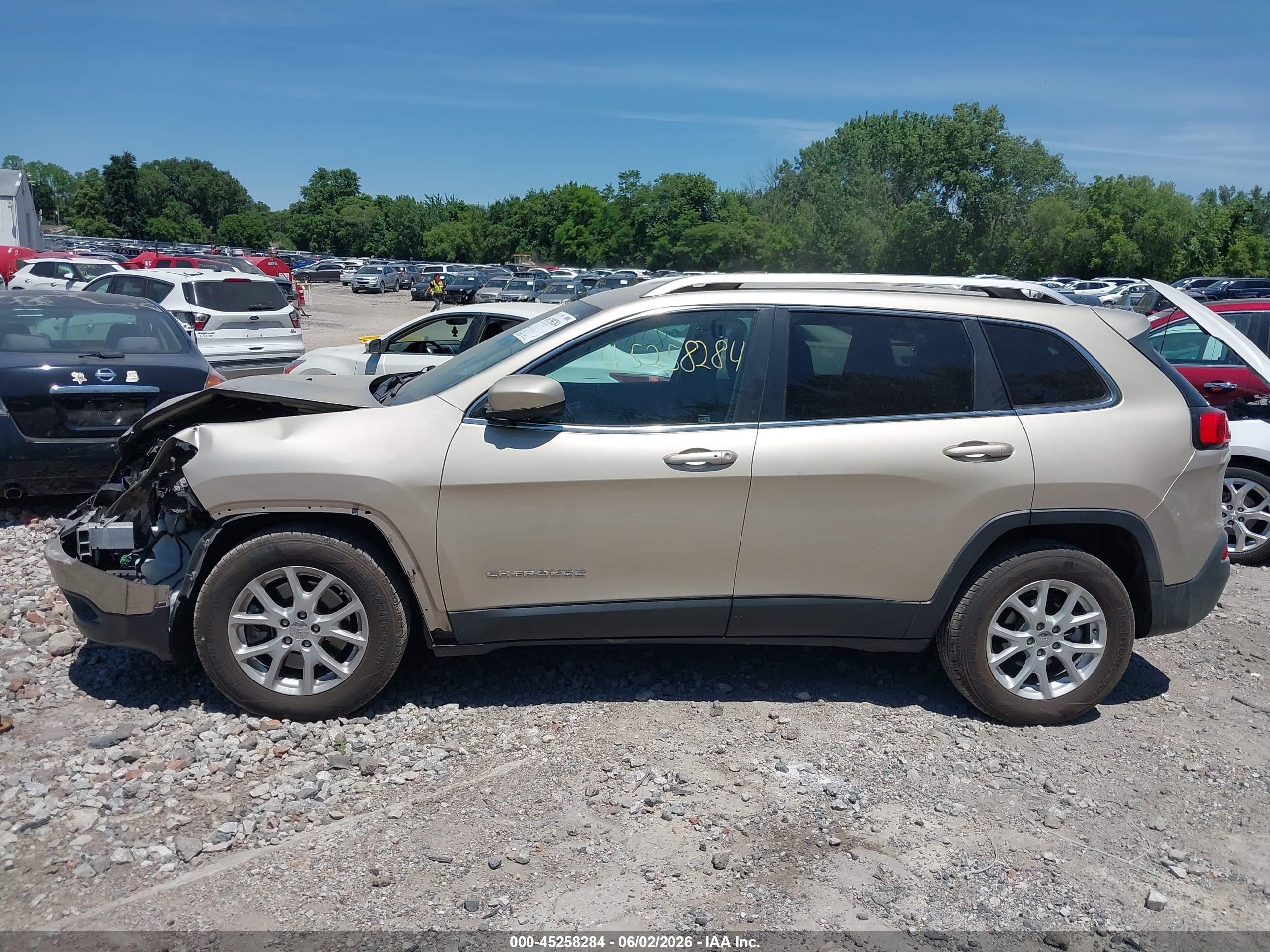 2014 Jeep Cherokee Latitude Желто-коричневый vin: 1C4PJLCB3EW288031