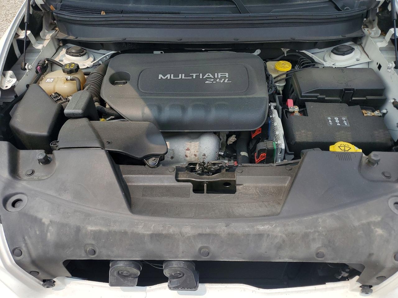 2014 Jeep Cherokee Latitude Белый vin: 1C4PJLCB3EW295433