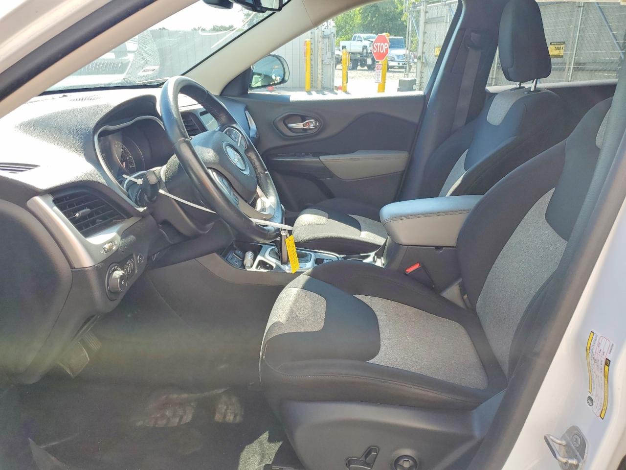 2014 Jeep Cherokee Latitude Белый vin: 1C4PJLCB3EW295433