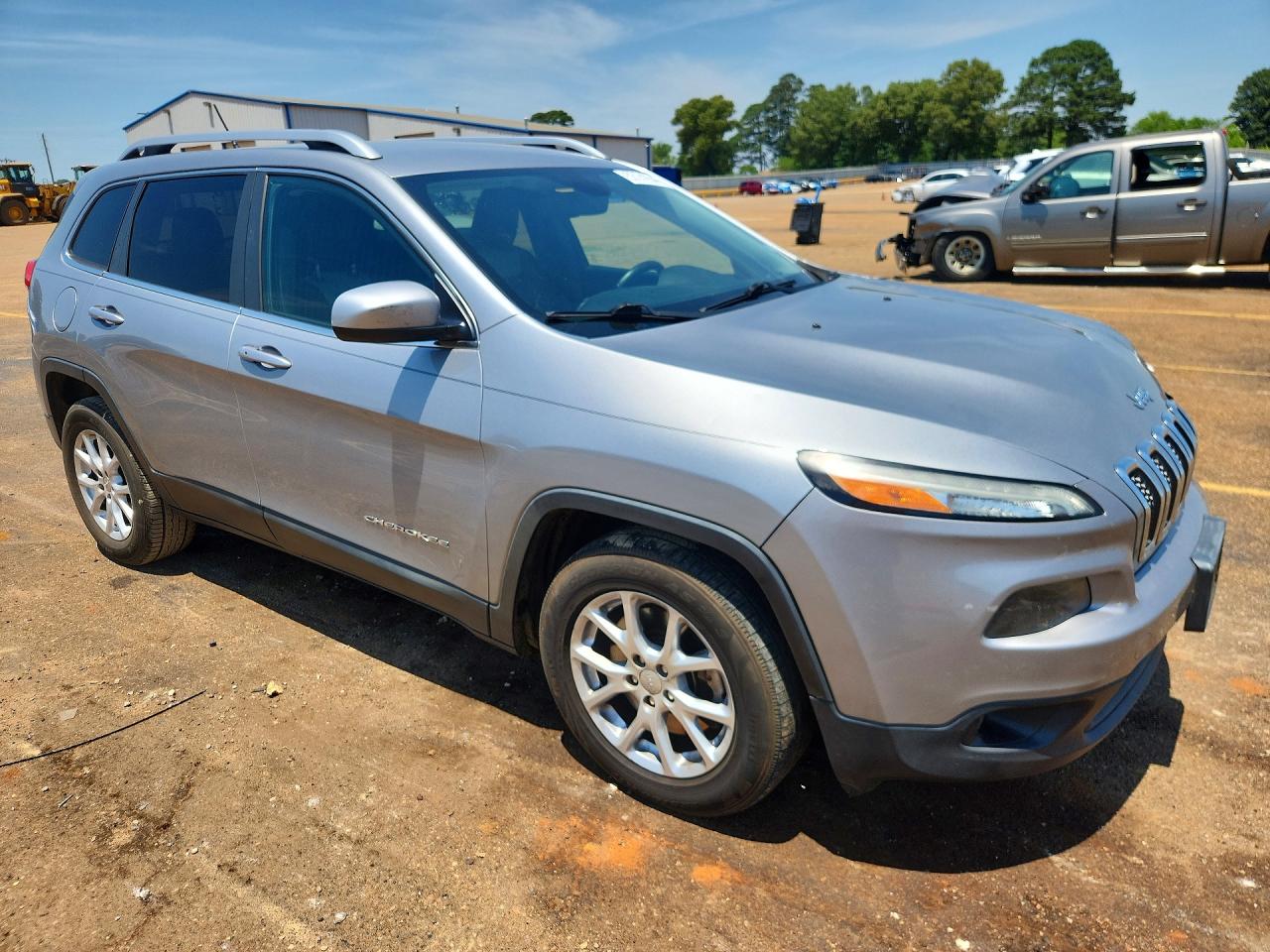 2014 Jeep Cherokee Latitude Серебряный vin: 1C4PJLCB3EW299322