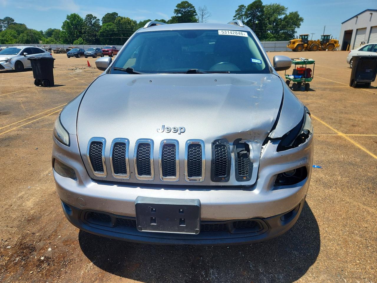 2014 Jeep Cherokee Latitude Серебряный vin: 1C4PJLCB3EW299322