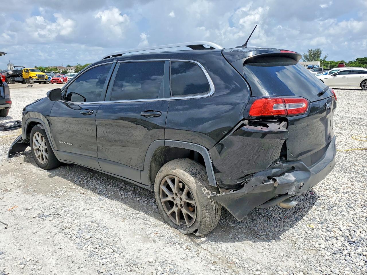 2014 Jeep Cherokee Latitude Black vin: 1C4PJLCB3EW312103