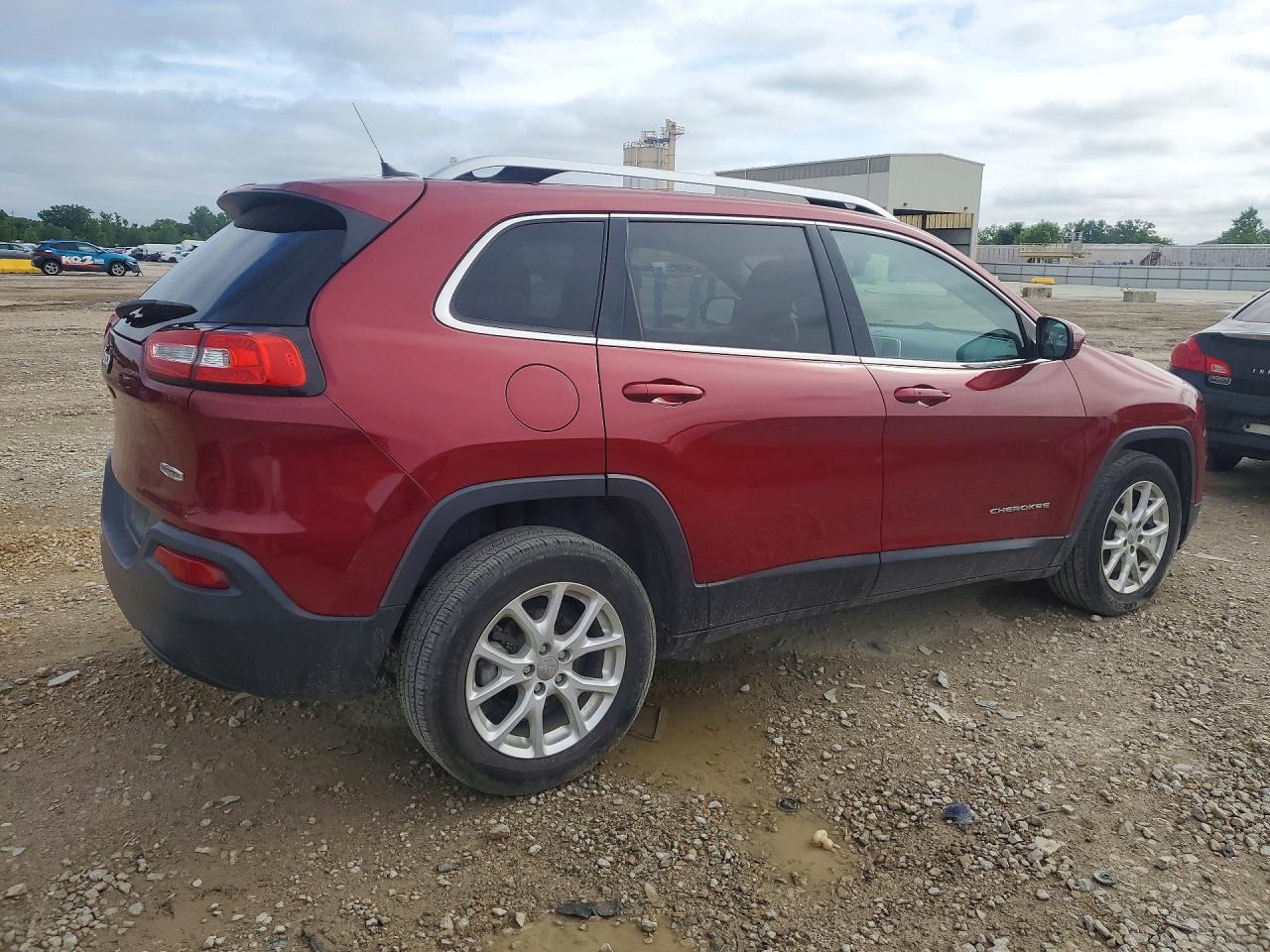 2015 Jeep Cherokee Latitude Burgundy vin: 1C4PJLCB3FW532648