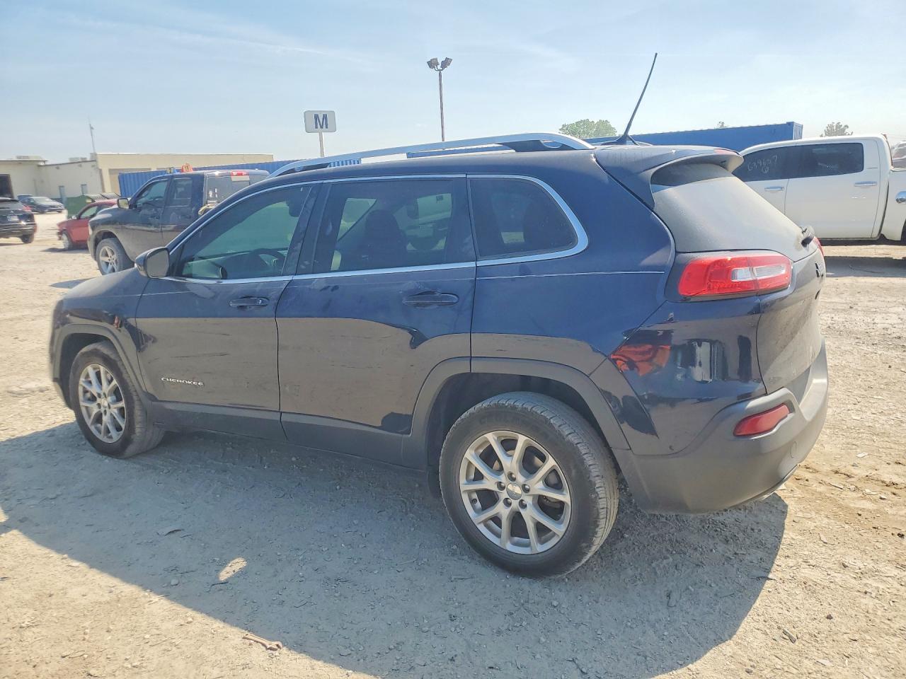 2015 Jeep Cherokee Latitude Синий vin: 1C4PJLCB3FW706587
