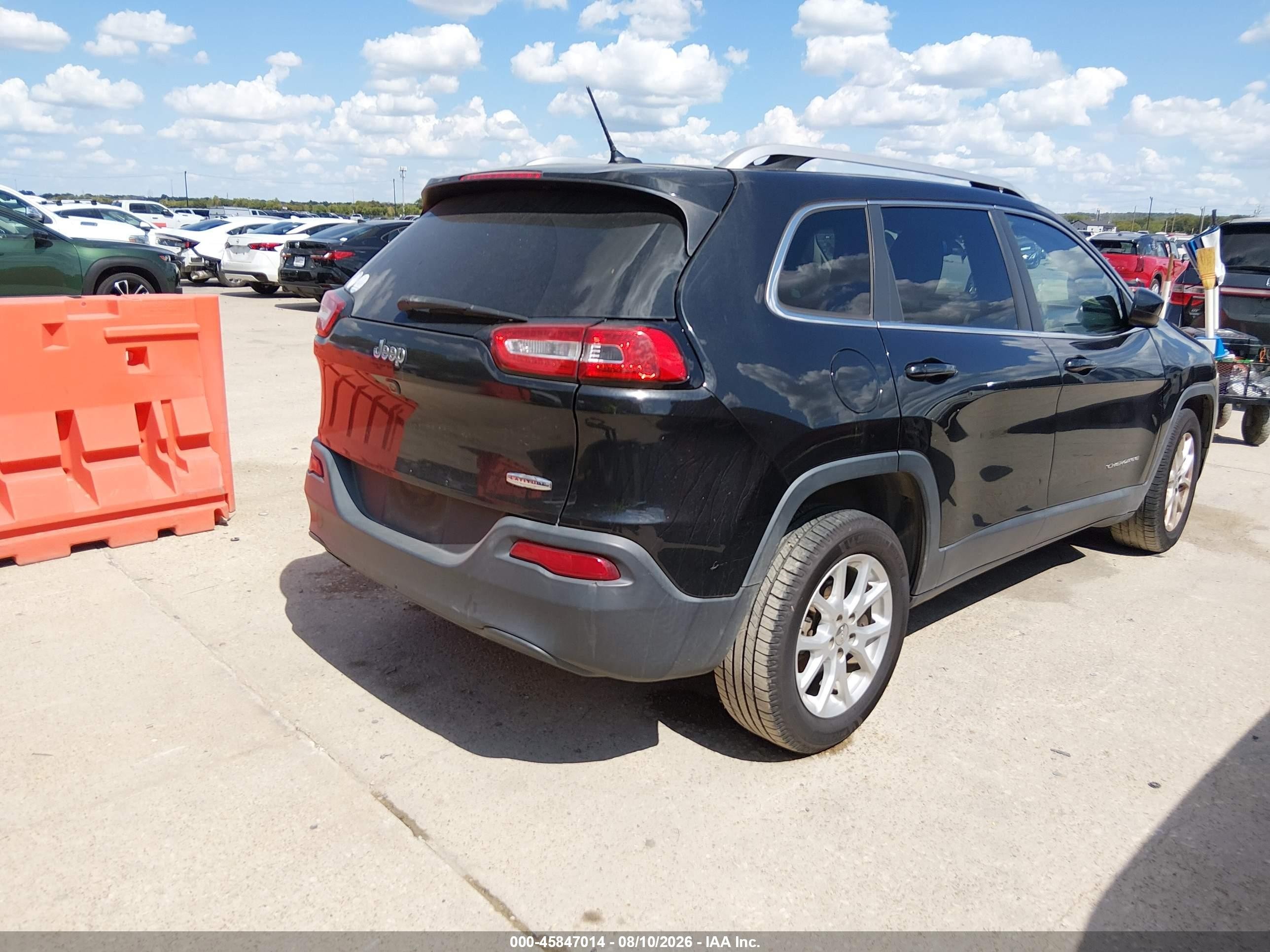 2015 Jeep Cherokee Latitude Black vin: 1C4PJLCB3FW790863