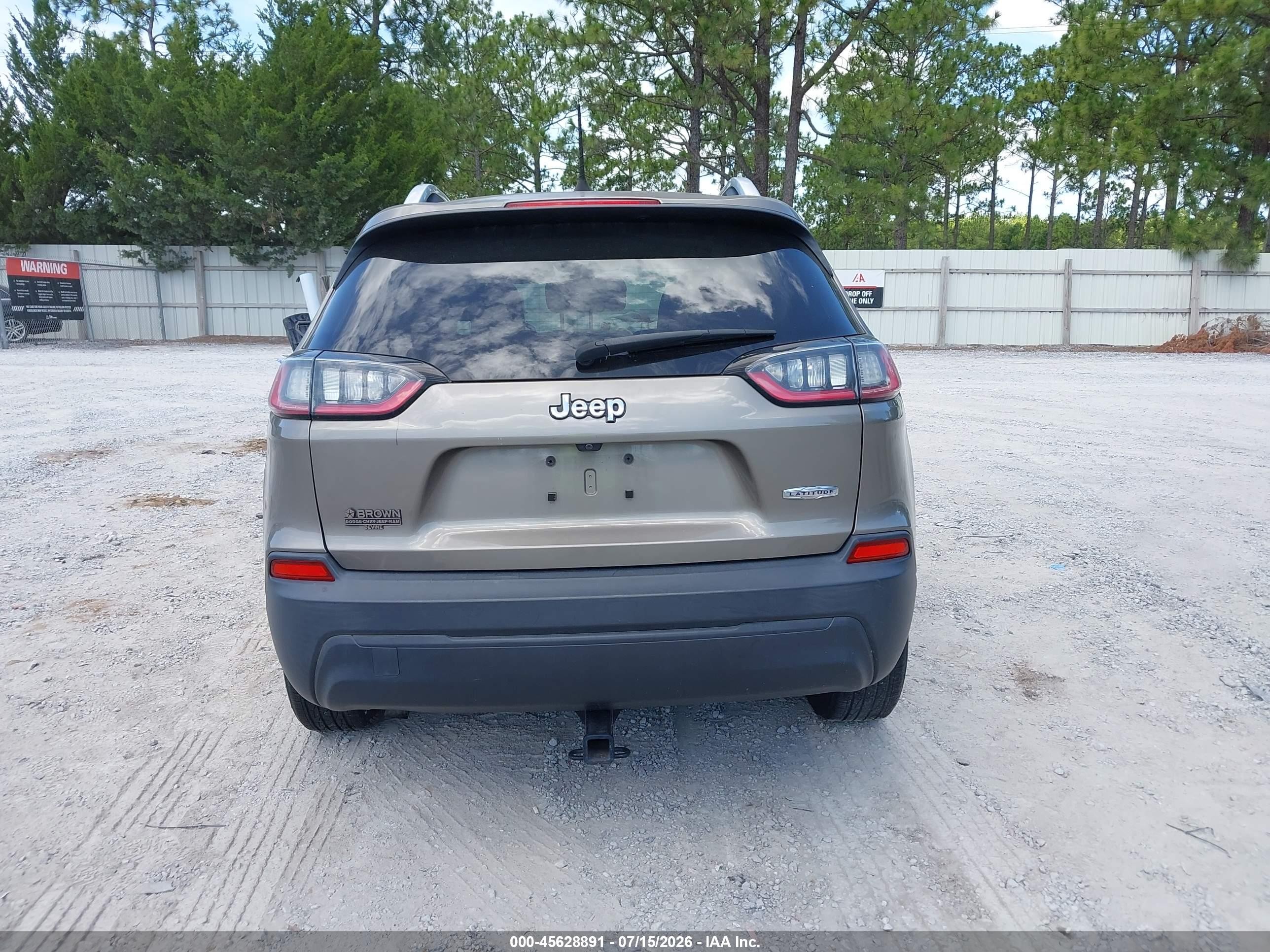 2019 Jeep Cherokee Latitude Fwd Коричневый vin: 1C4PJLCB3KD396107