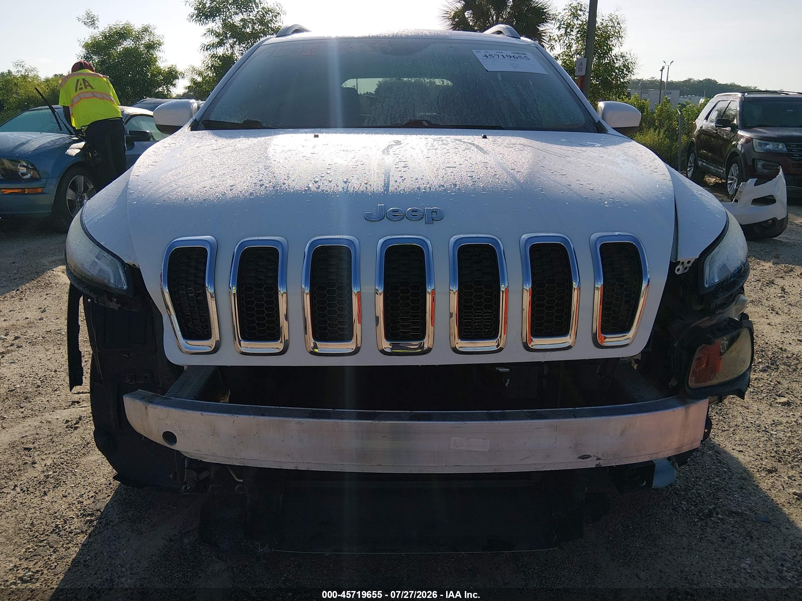 2014 Jeep Cherokee Latitude Белый vin: 1C4PJLCB4EW126912