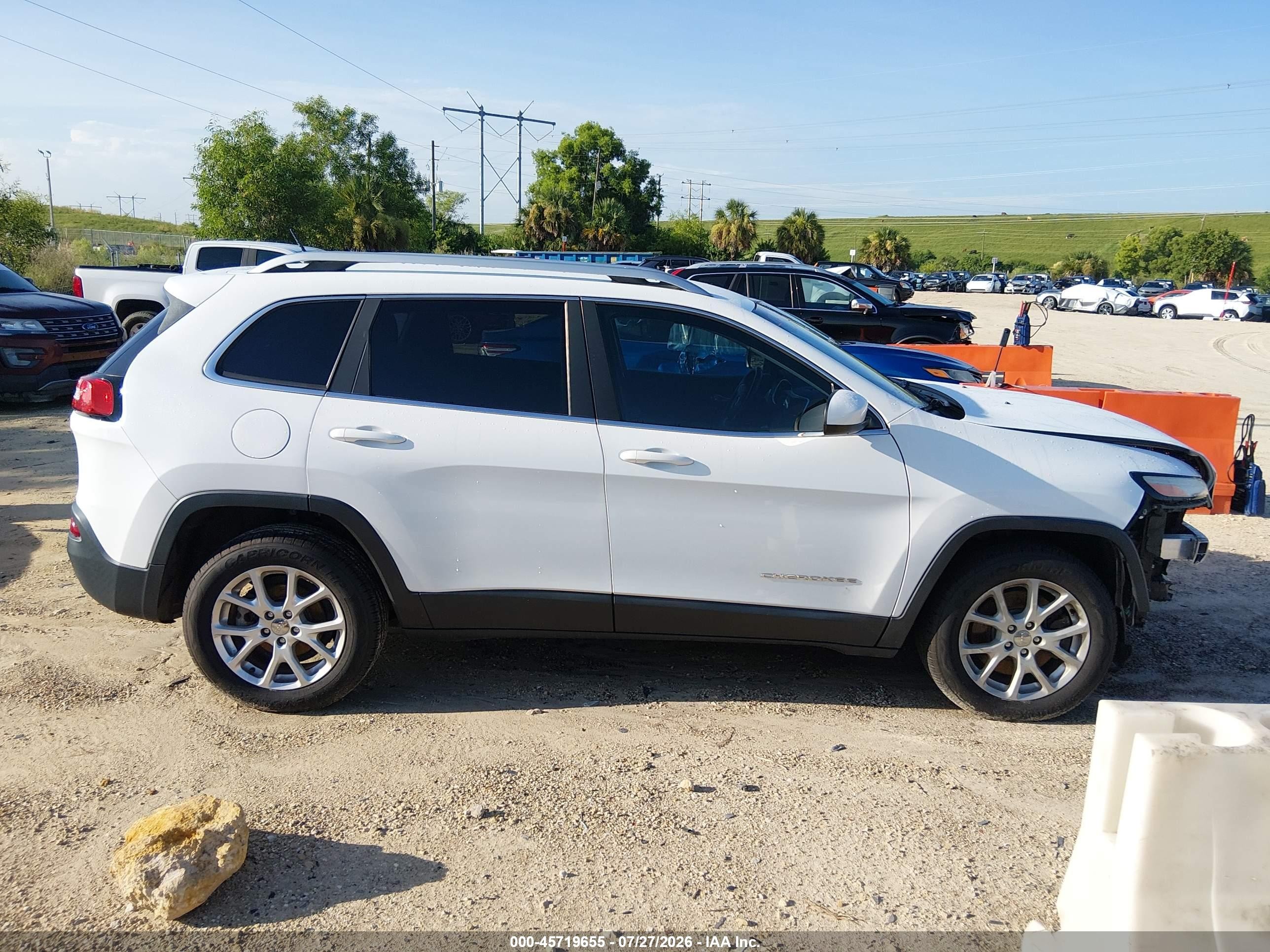 2014 Jeep Cherokee Latitude Белый vin: 1C4PJLCB4EW126912