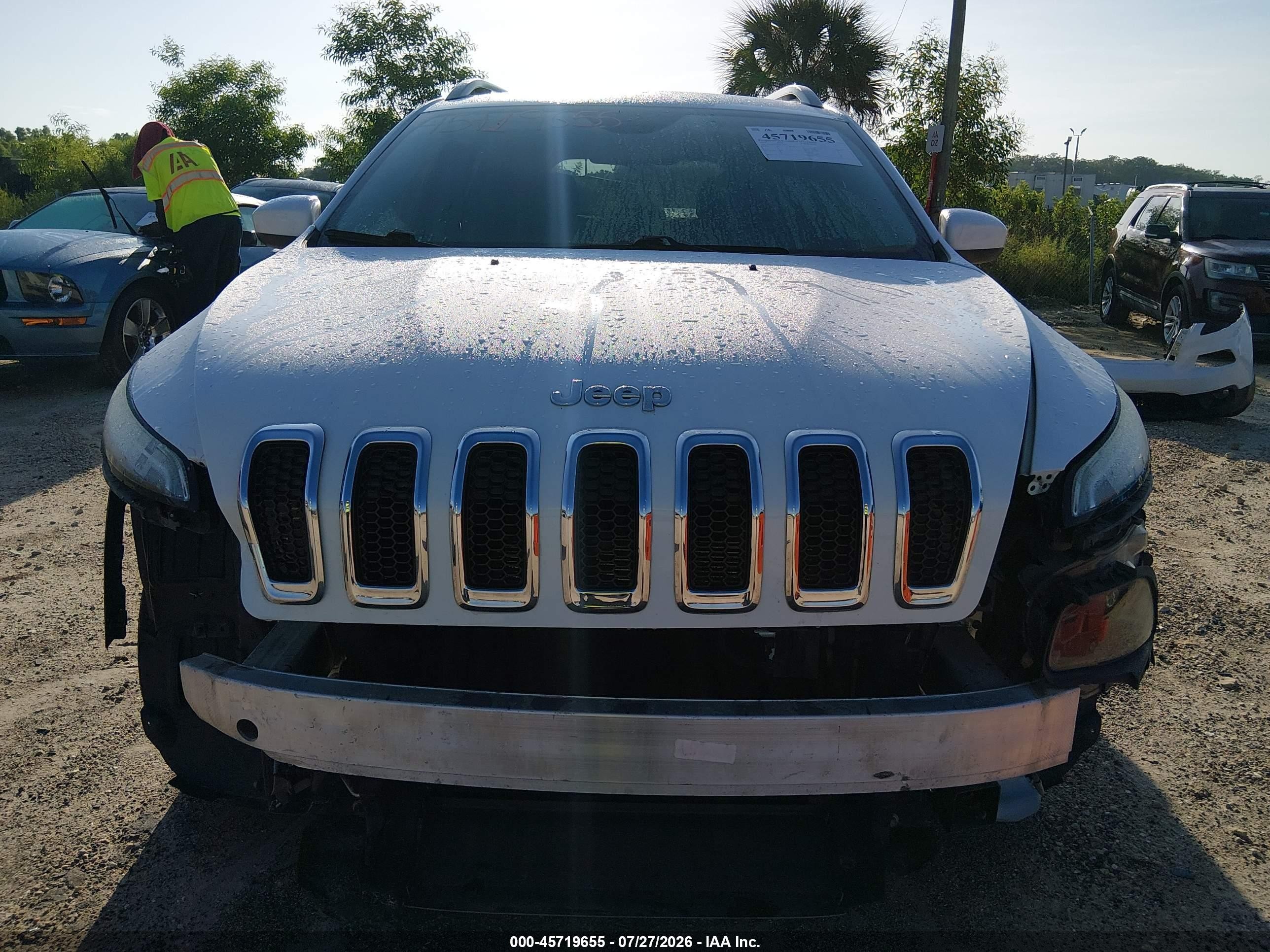 2014 Jeep Cherokee Latitude Белый vin: 1C4PJLCB4EW126912