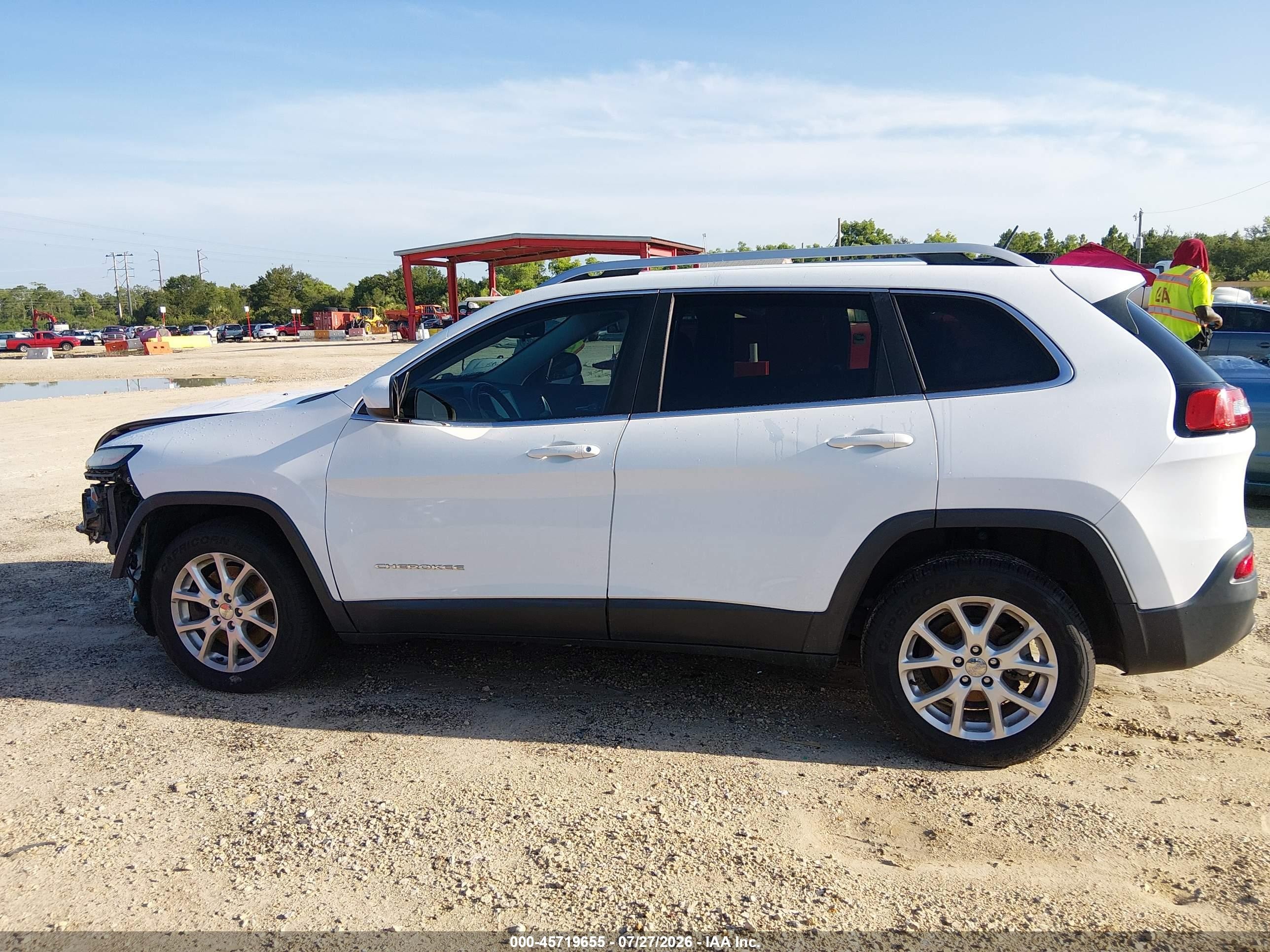 2014 Jeep Cherokee Latitude Белый vin: 1C4PJLCB4EW126912