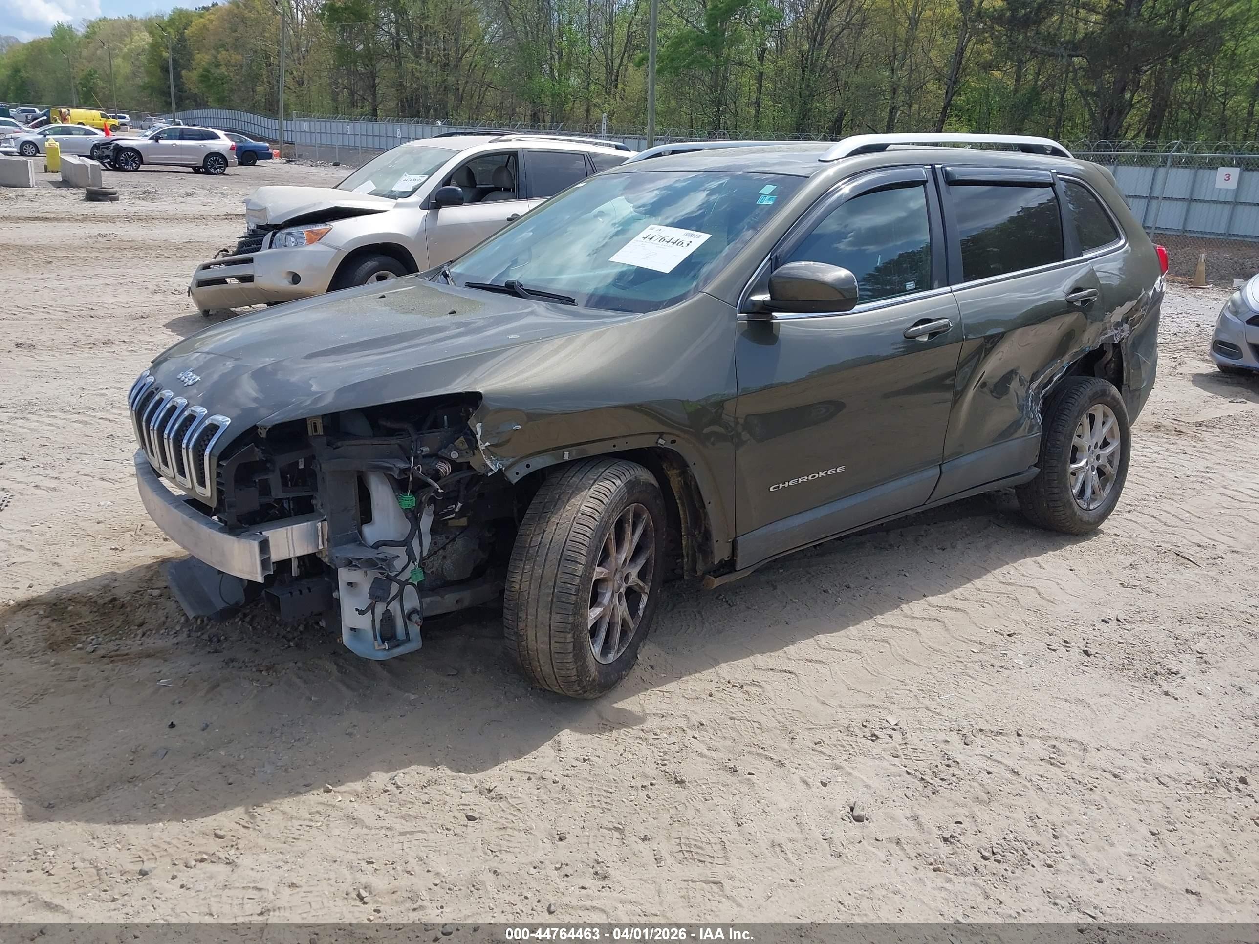 2014 Jeep Cherokee Latitude Green vin: 1C4PJLCB4EW194594