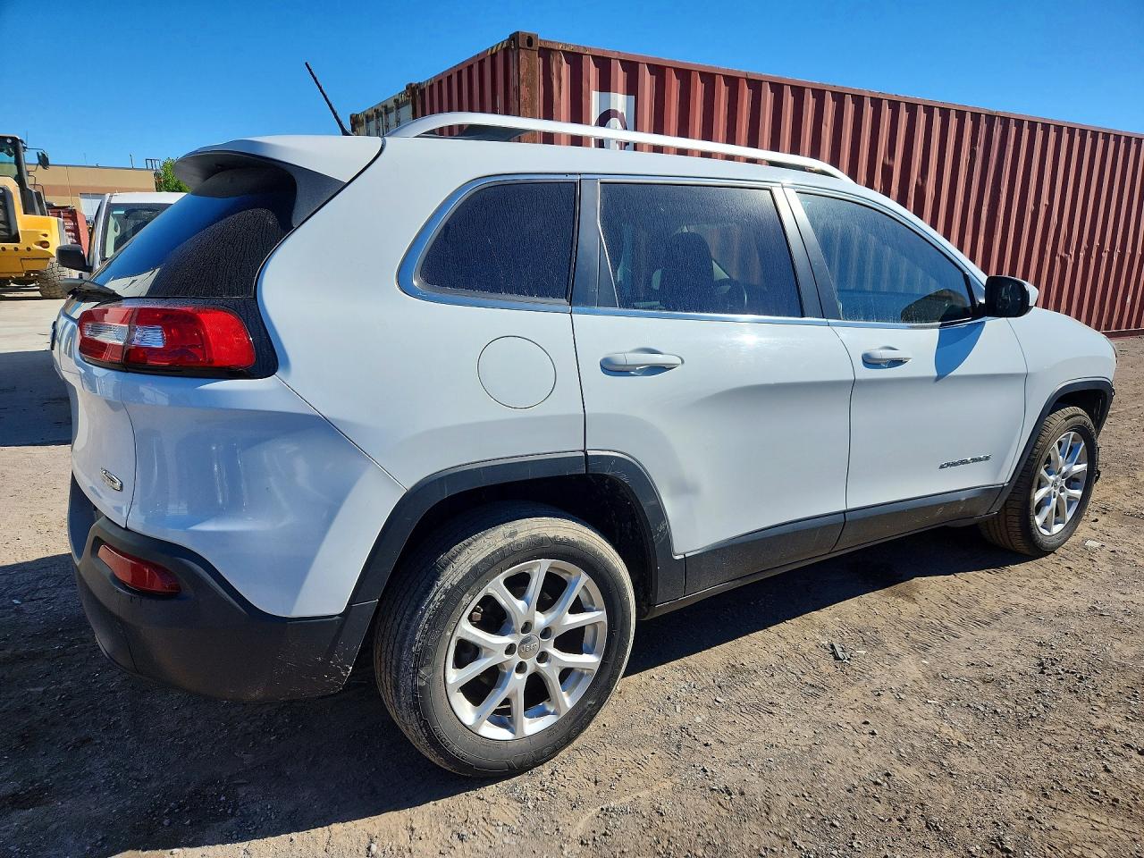 2014 Jeep Cherokee Latitude White vin: 1C4PJLCB4EW217002