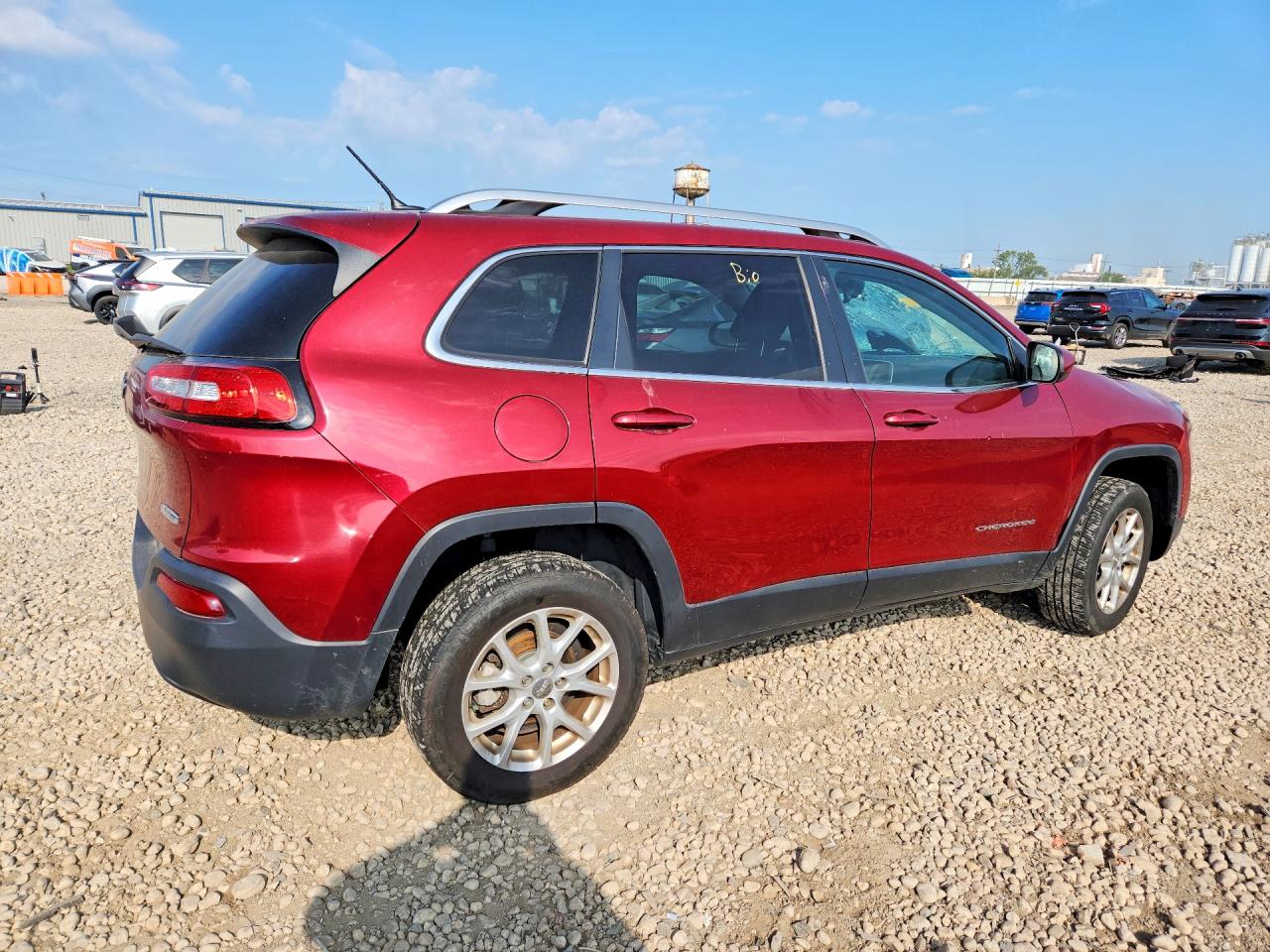 2015 Jeep Cherokee Latitude Red vin: 1C4PJLCB4FW542086