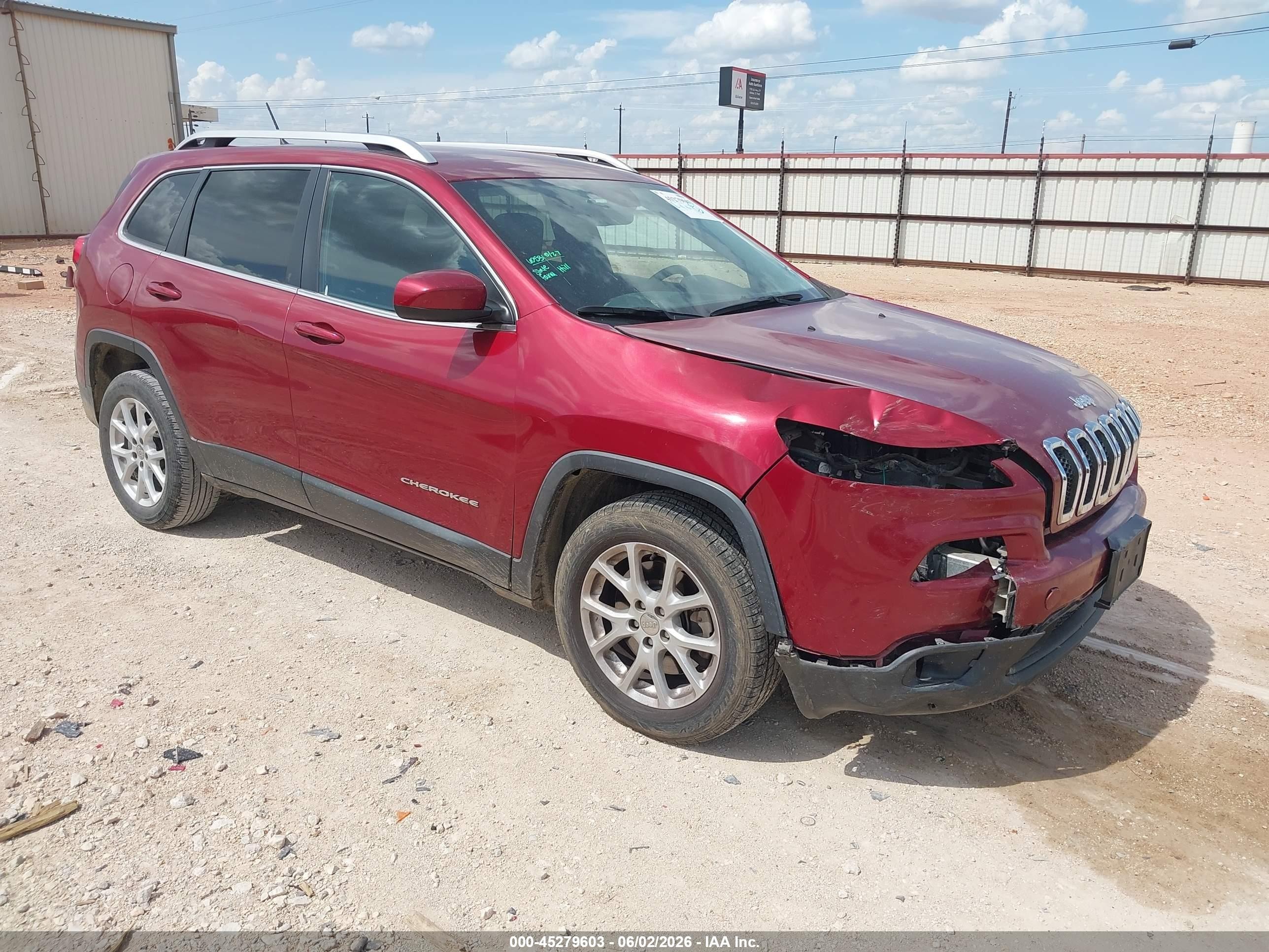 2015 Jeep Cherokee Latitude Burgundy vin: 1C4PJLCB4FW601881