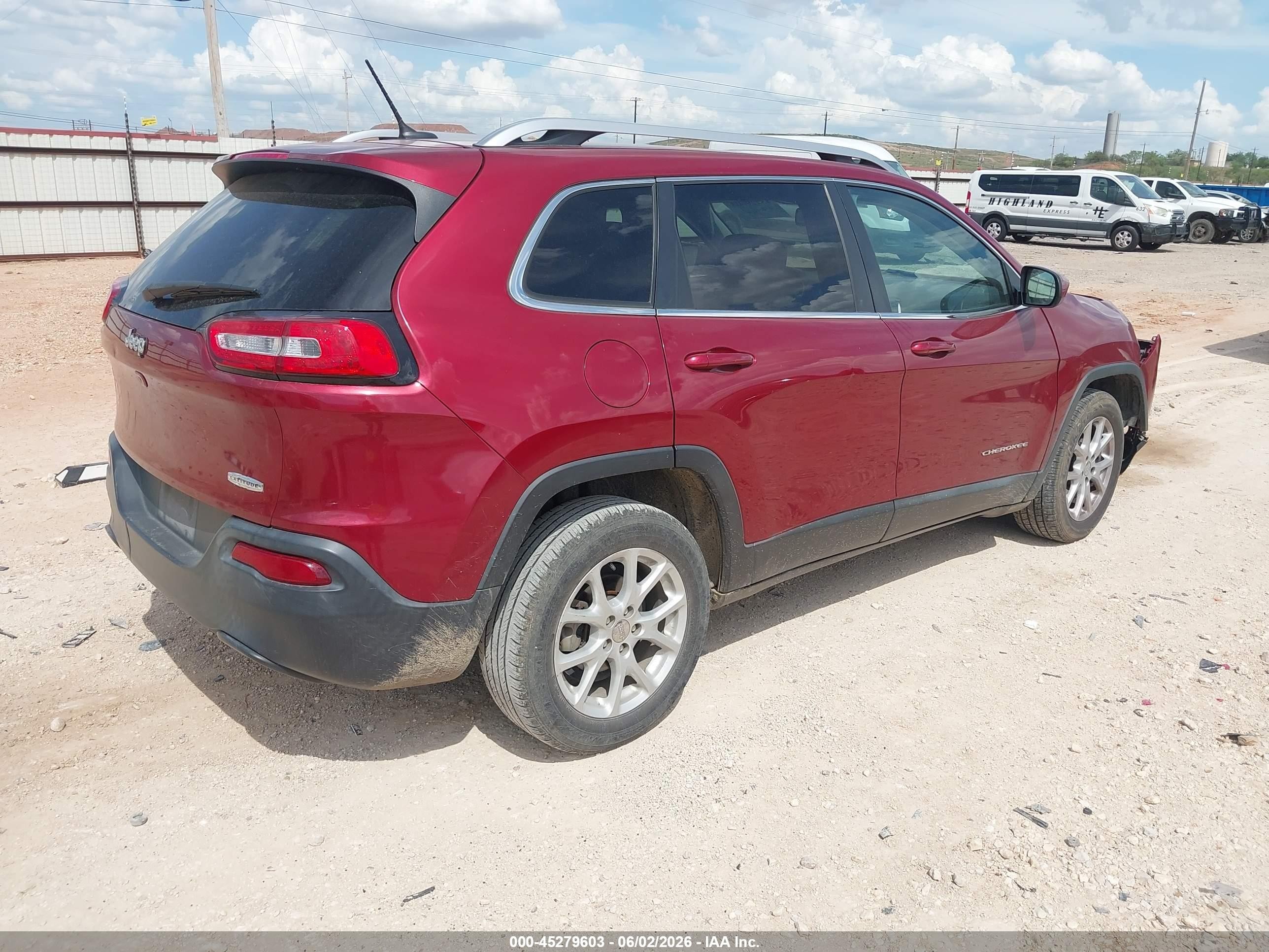 2015 Jeep Cherokee Latitude Бордовый vin: 1C4PJLCB4FW601881