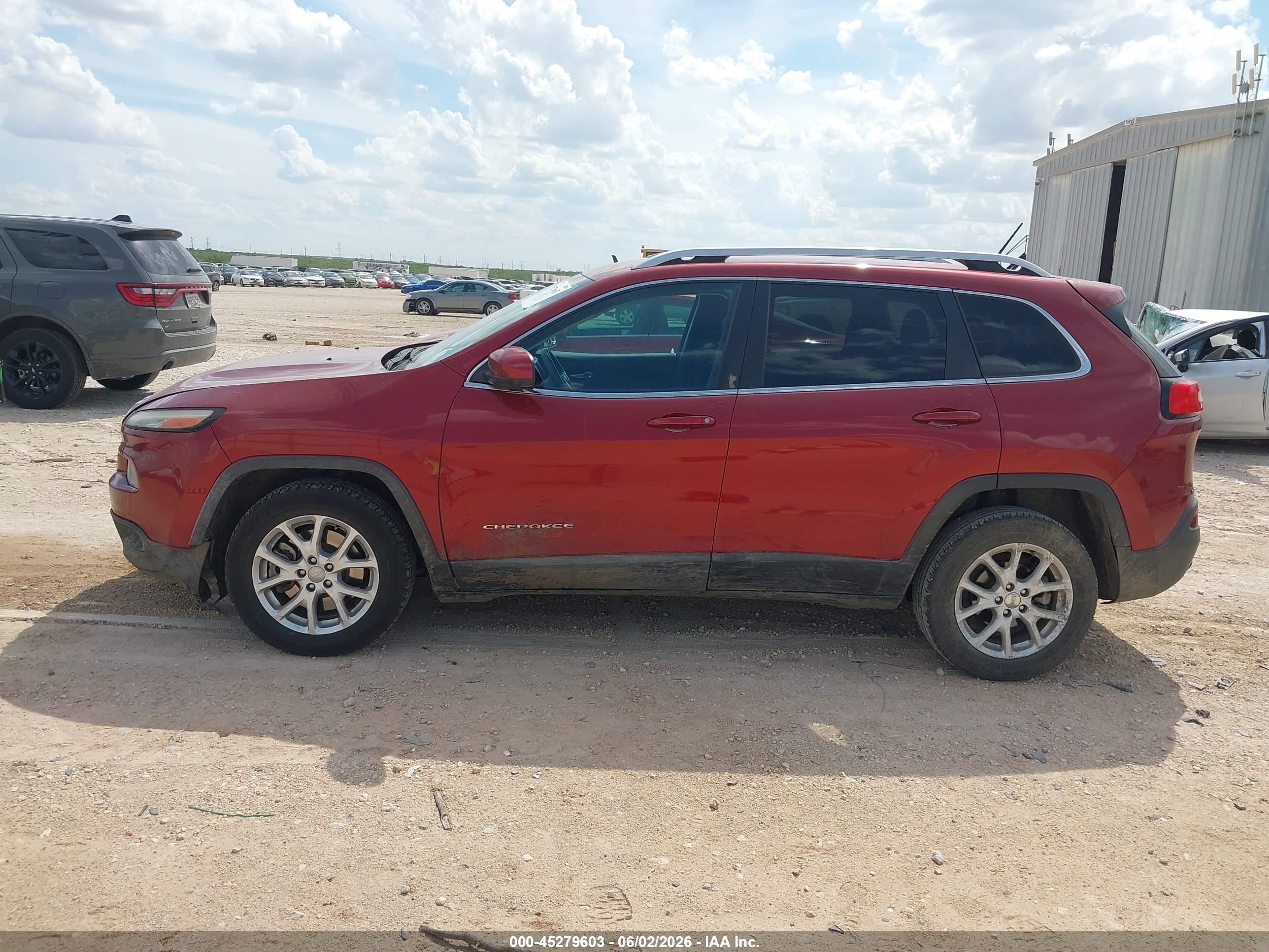 2015 Jeep Cherokee Latitude Бордовый vin: 1C4PJLCB4FW601881