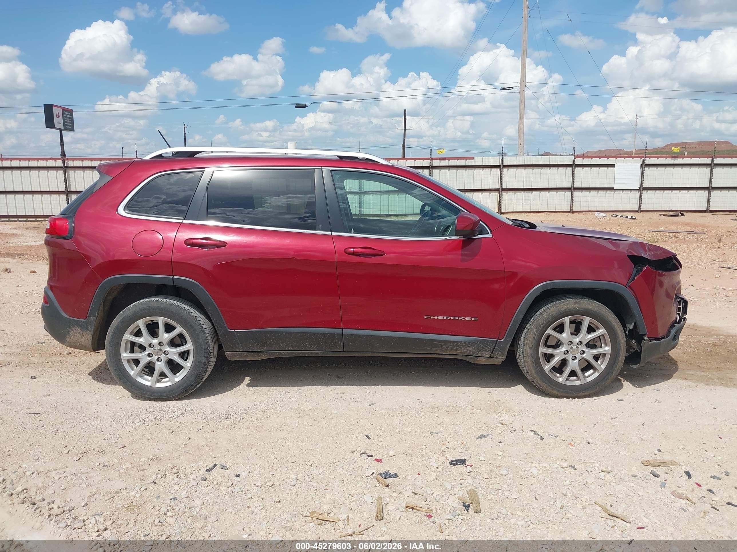 2015 Jeep Cherokee Latitude Бордовый vin: 1C4PJLCB4FW601881