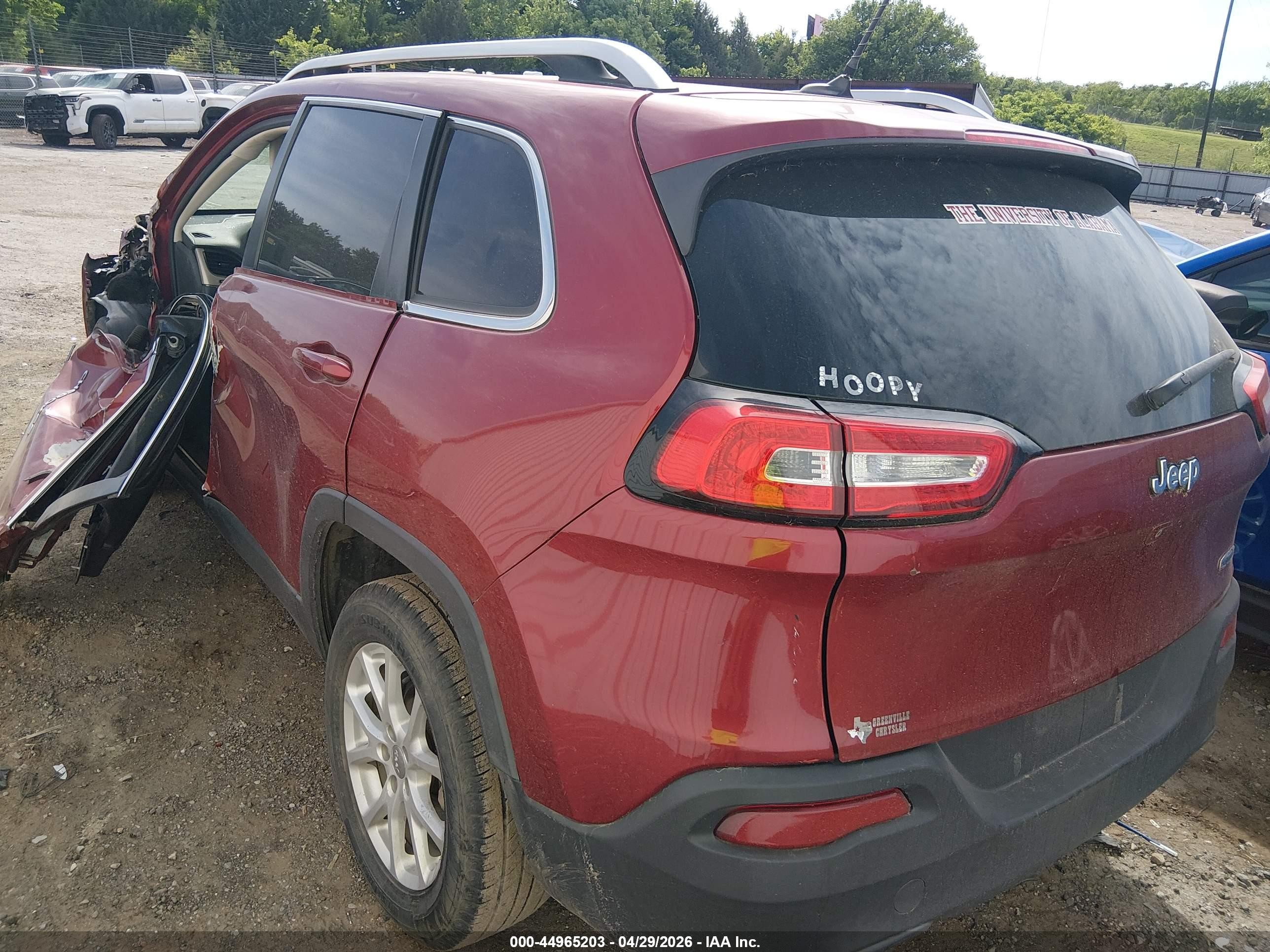 2015 Jeep Cherokee Latitude Red vin: 1C4PJLCB4FW700460