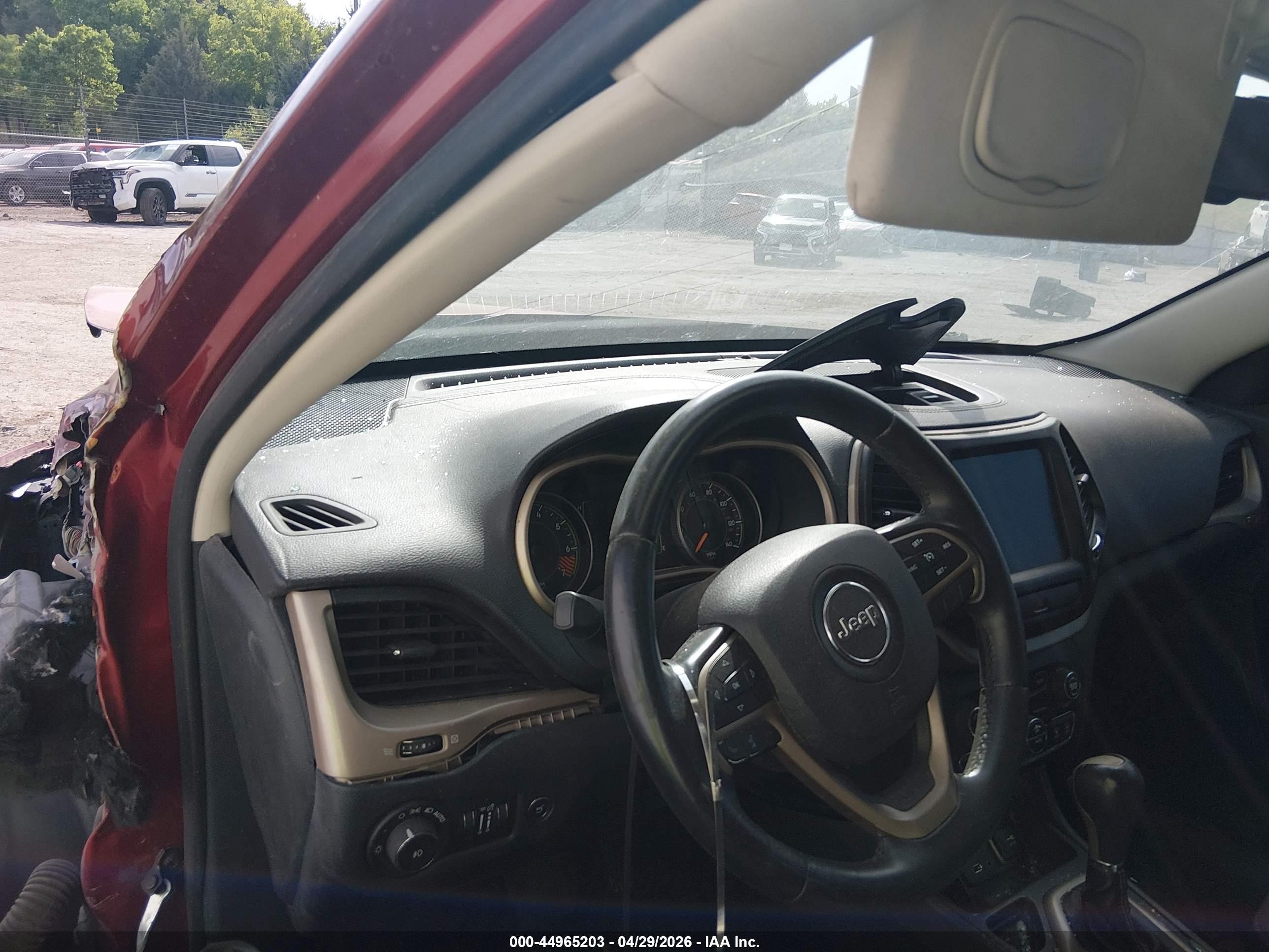 2015 Jeep Cherokee Latitude Red vin: 1C4PJLCB4FW700460