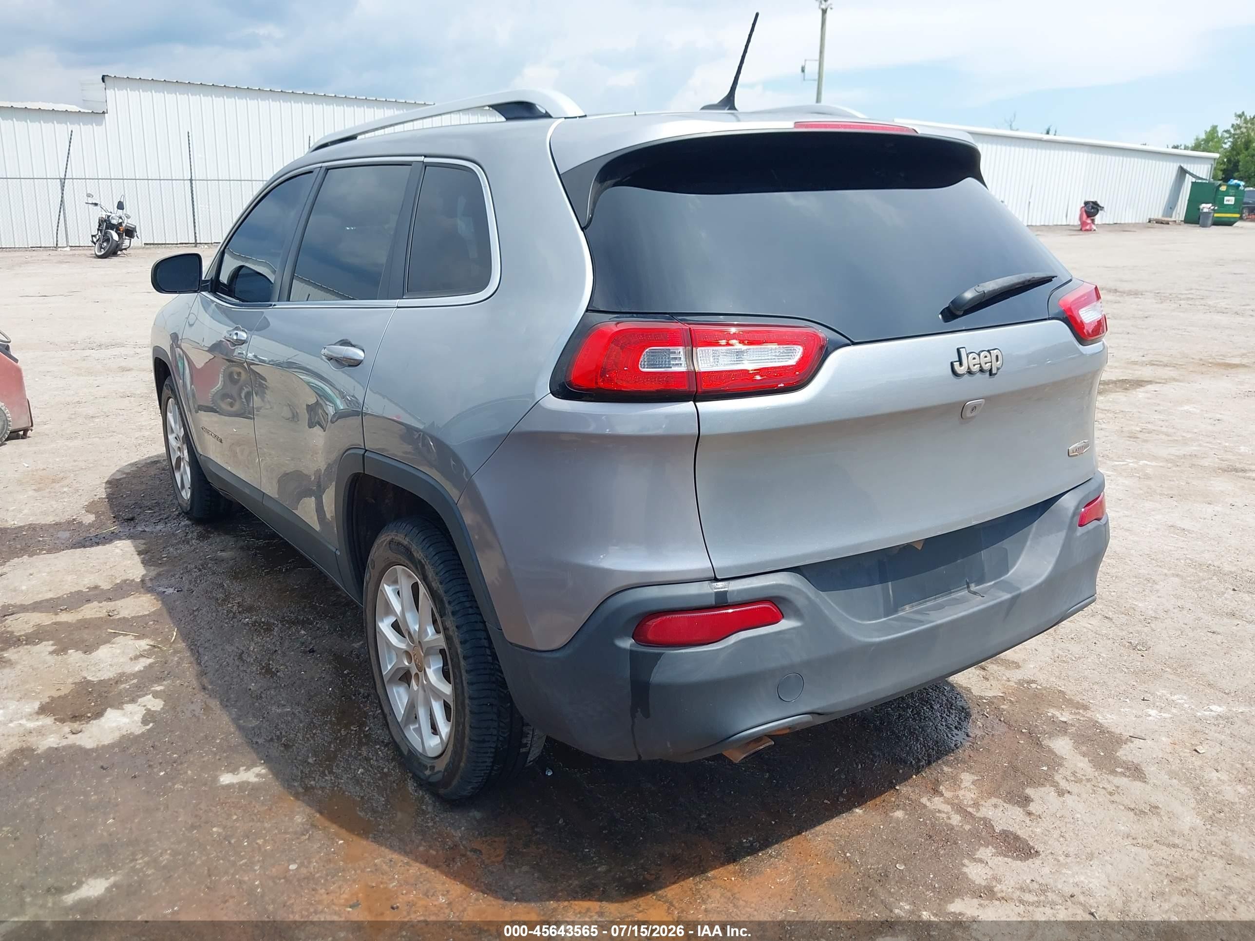 2015 Jeep Cherokee Latitude Gray vin: 1C4PJLCB4FW721731