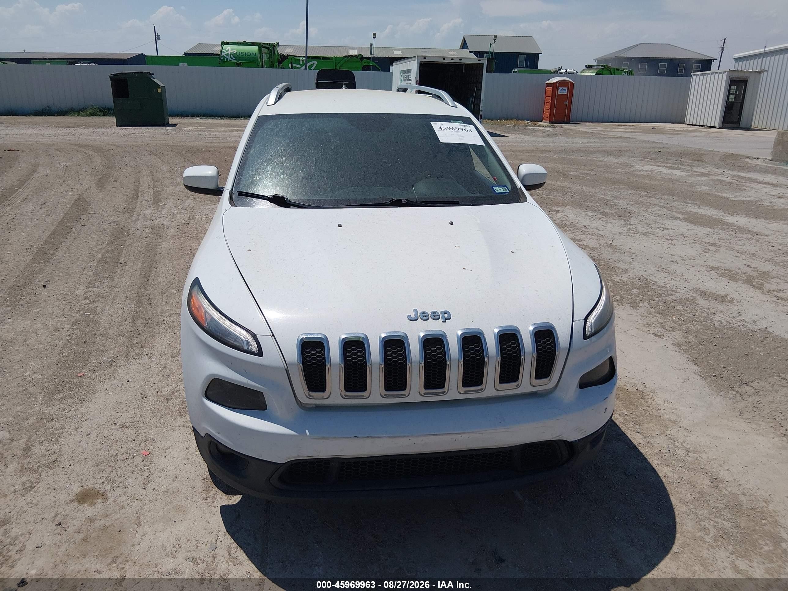 2015 Jeep Cherokee Latitude White vin: 1C4PJLCB4FW741591