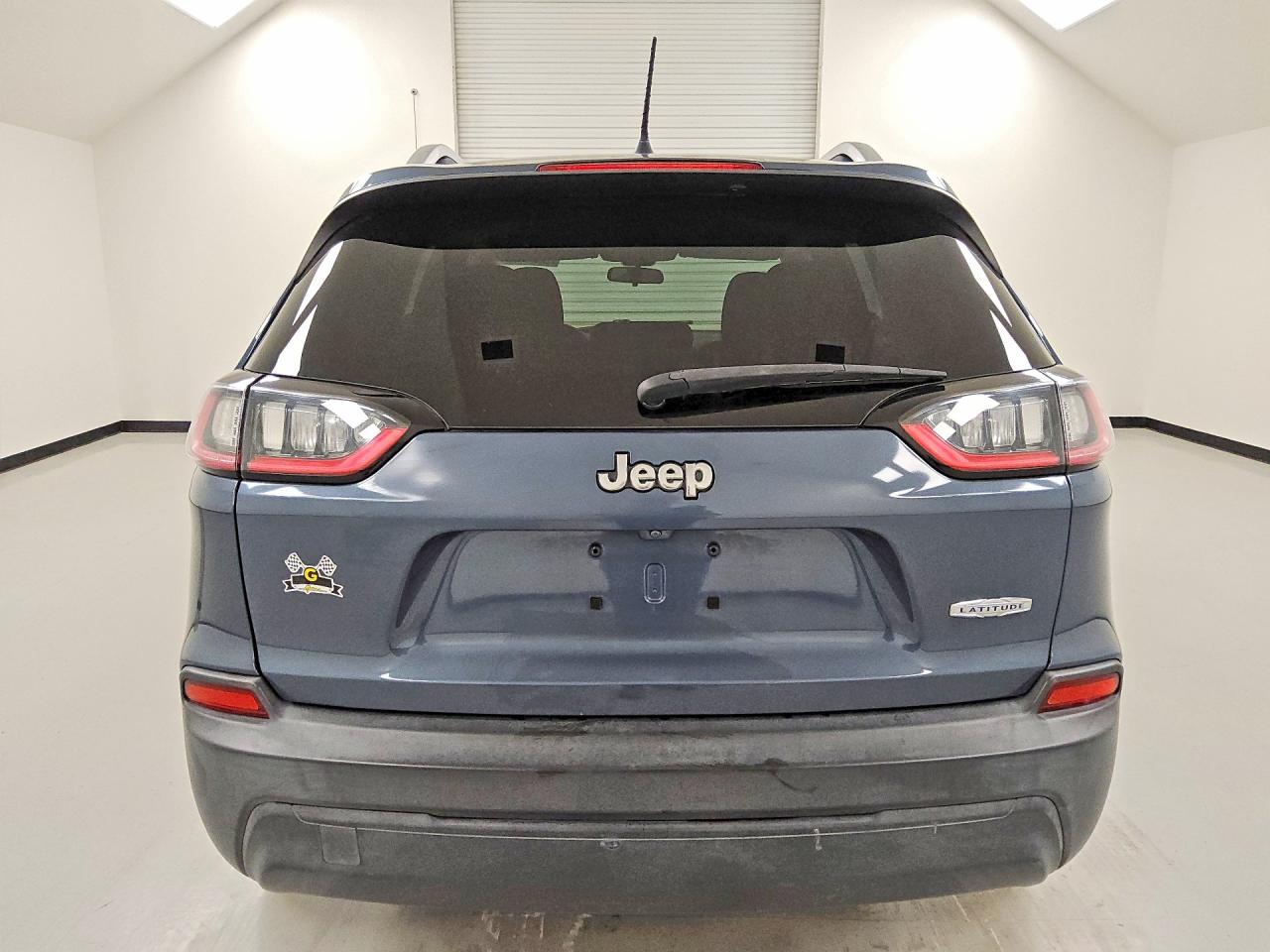 2019 Jeep Cherokee Latitude Blue vin: 1C4PJLCB4KD486429