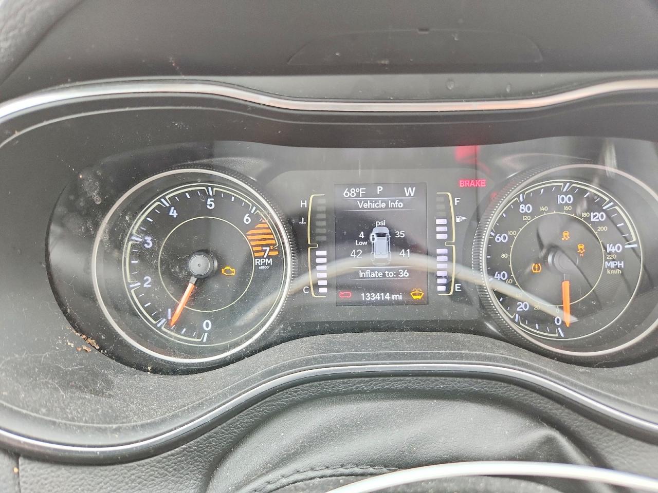 2020 Jeep Cherokee Latitude Red vin: 1C4PJLCB4LD547442