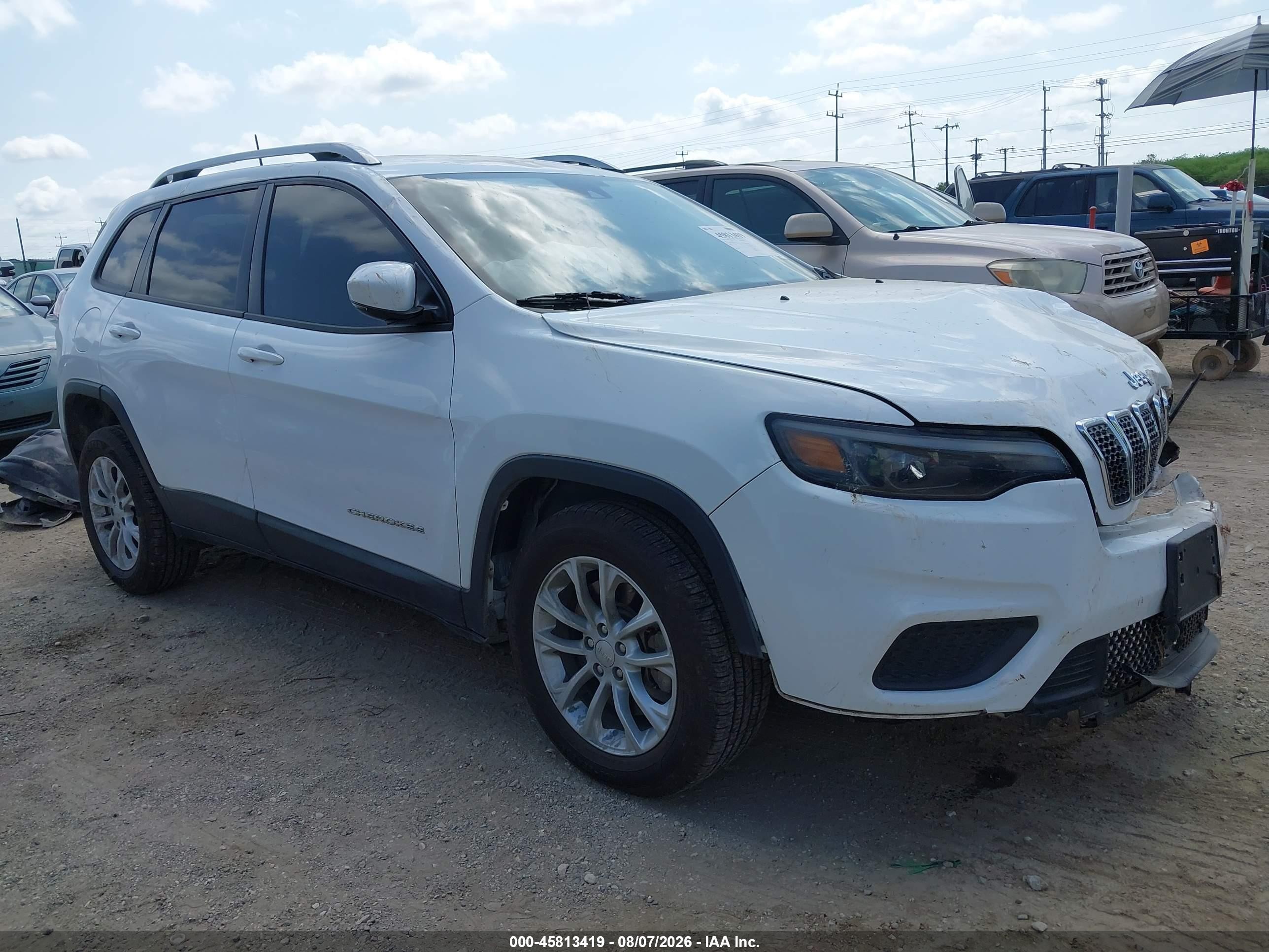 2021 Jeep Cherokee Latitude Fwd Белый vin: 1C4PJLCB4MD113331