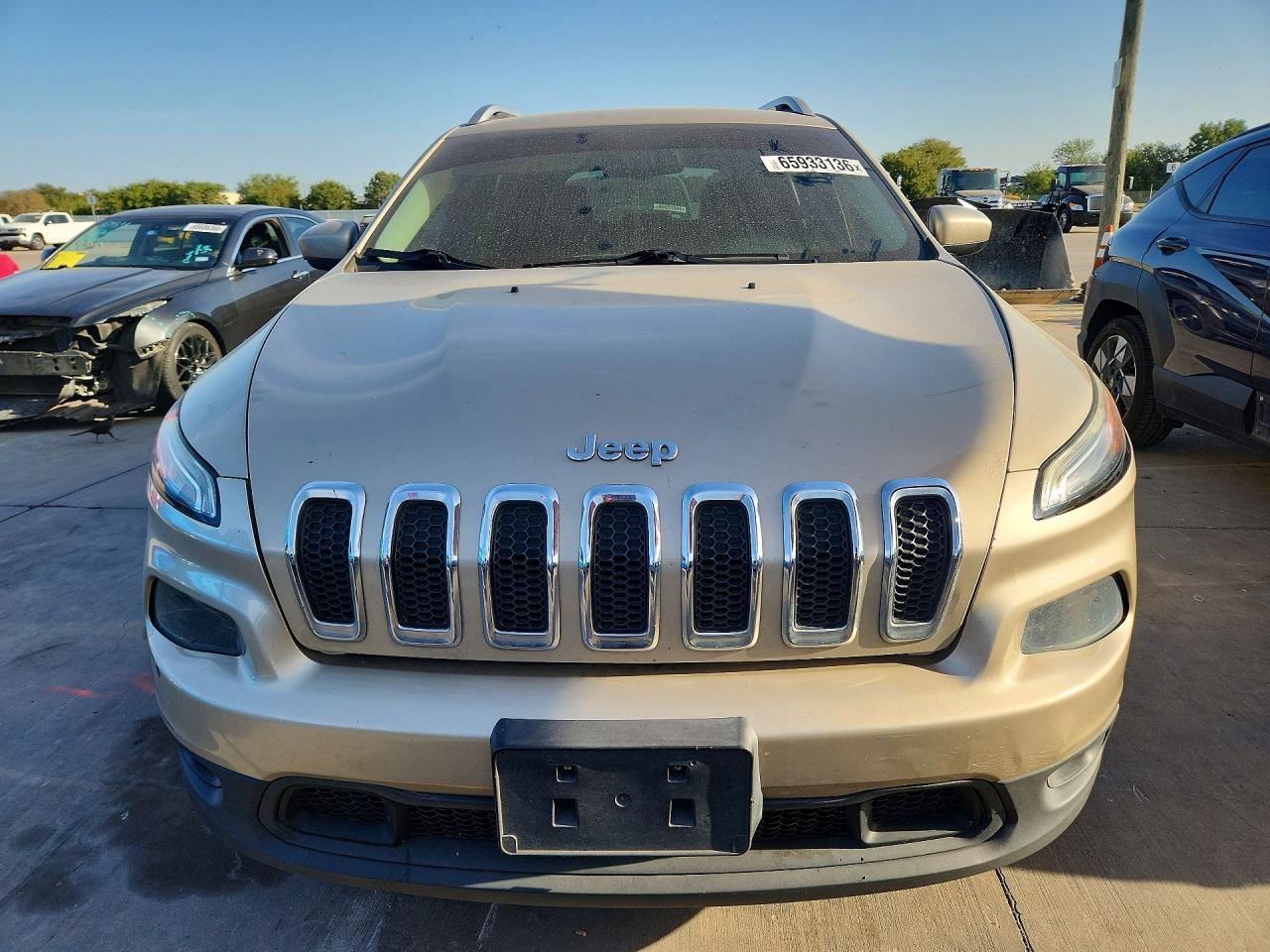 2014 Jeep Cherokee Latitude Beige vin: 1C4PJLCB5EW186844