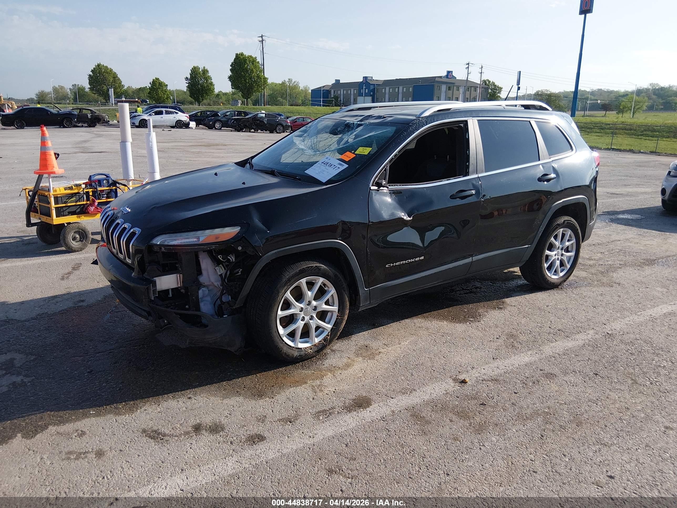 2014 Jeep Cherokee Latitude Black vin: 1C4PJLCB5EW299290
